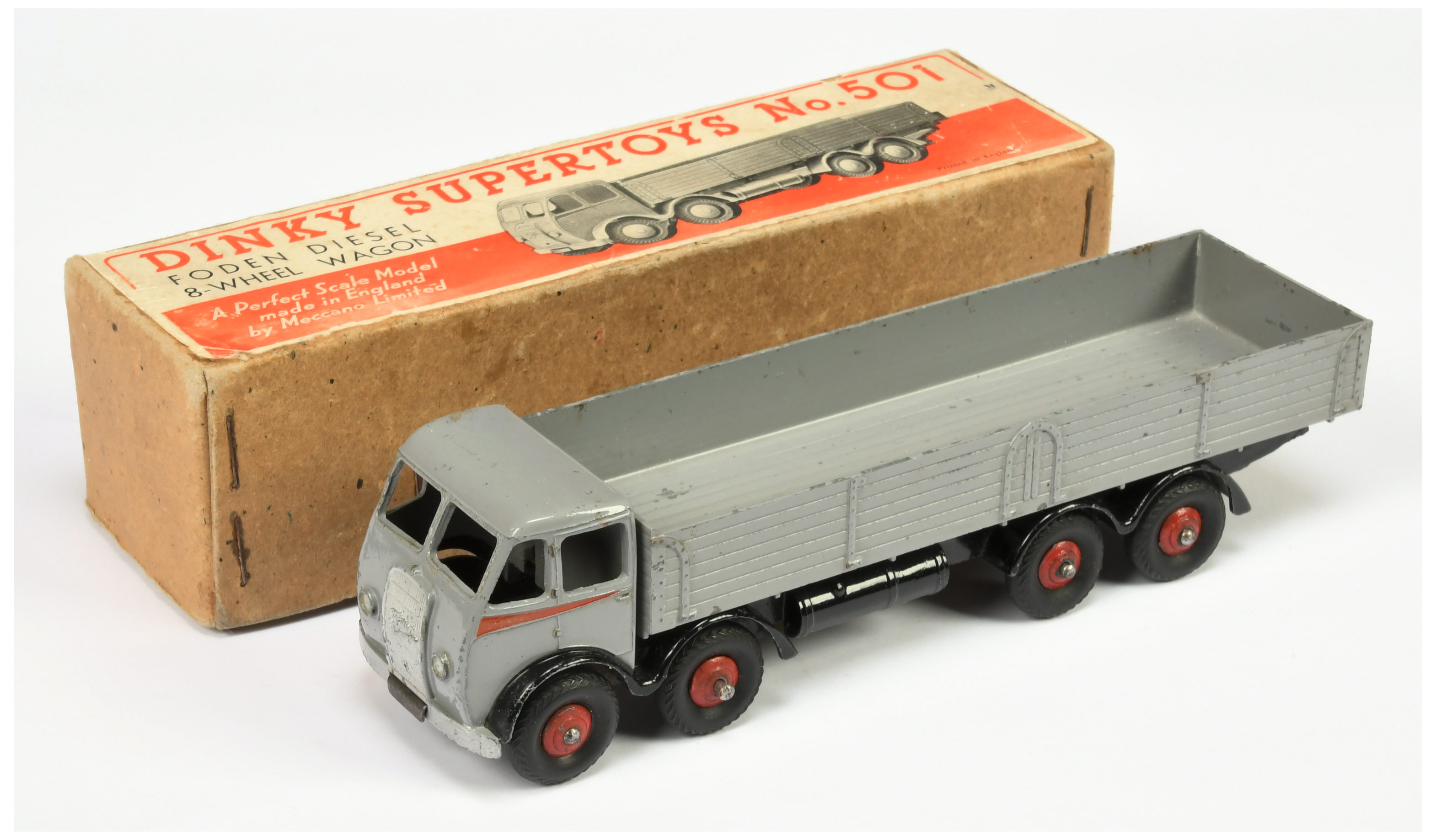 Dinky Toys 501 Foden (type 1) 8-wheel Diesel Wagon - Grey cab and back, black chassis, red side f...