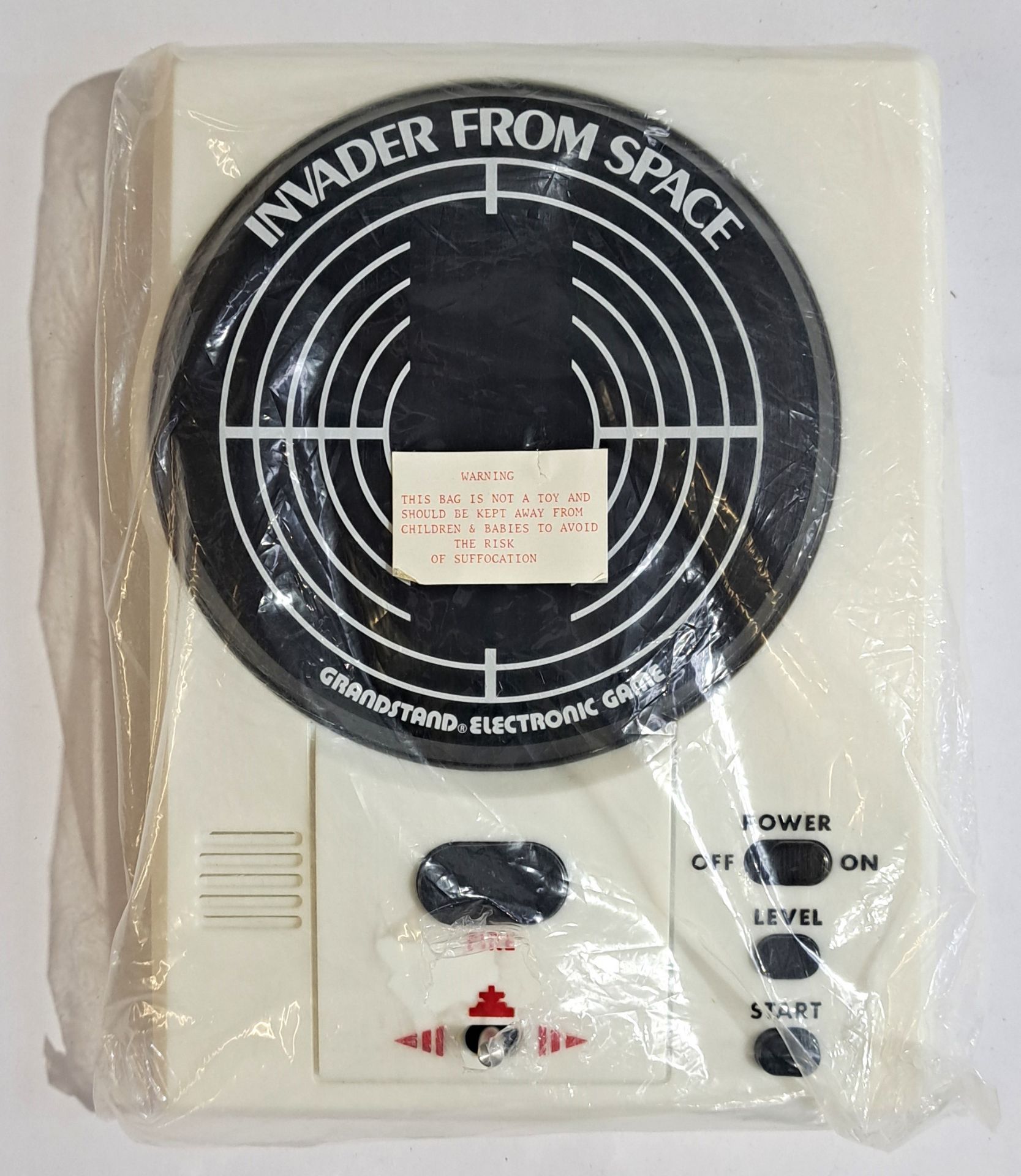 Vintage/Retro Gaming. A boxed Grandstand "Invader From Space" - Bild 10 aus 10