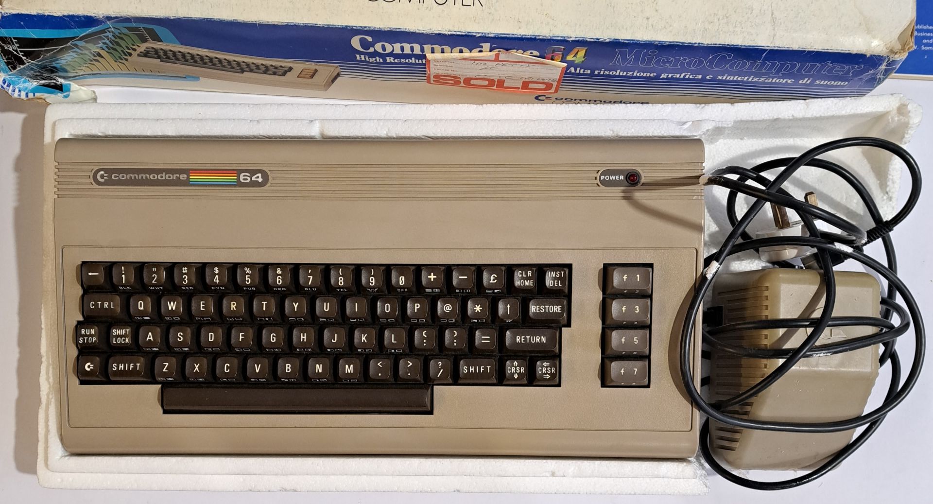 Vintage/Retro Gaming. A group to include Commodore 64 Micro Computer - Bild 2 aus 2