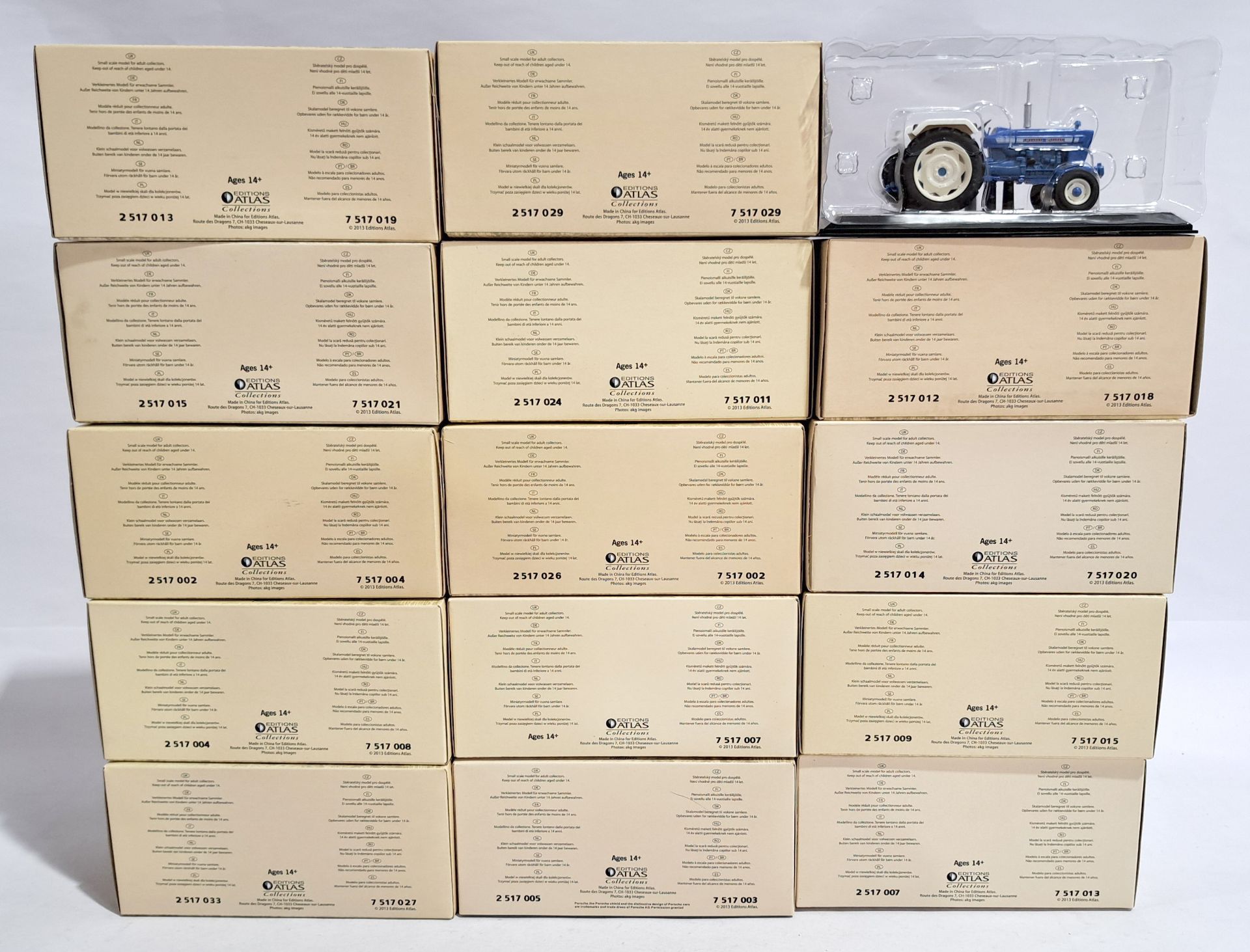 Atlas Editions, a boxed Tractor related group - Bild 2 aus 2