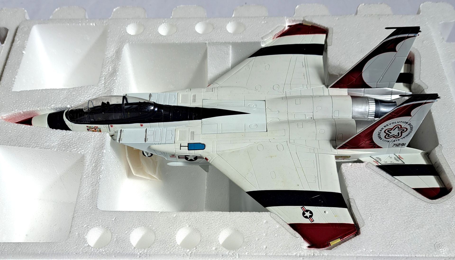 Franklin Mint "Armour Collection", a boxed 1:48 scale military aircraft ART.98047 - Image 3 of 3