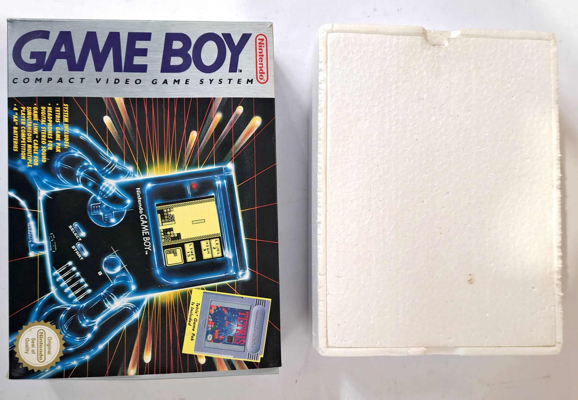 Vintage/Retro Gaming. Nintendo, a boxed Nintendo Game Boy - Bild 2 aus 4