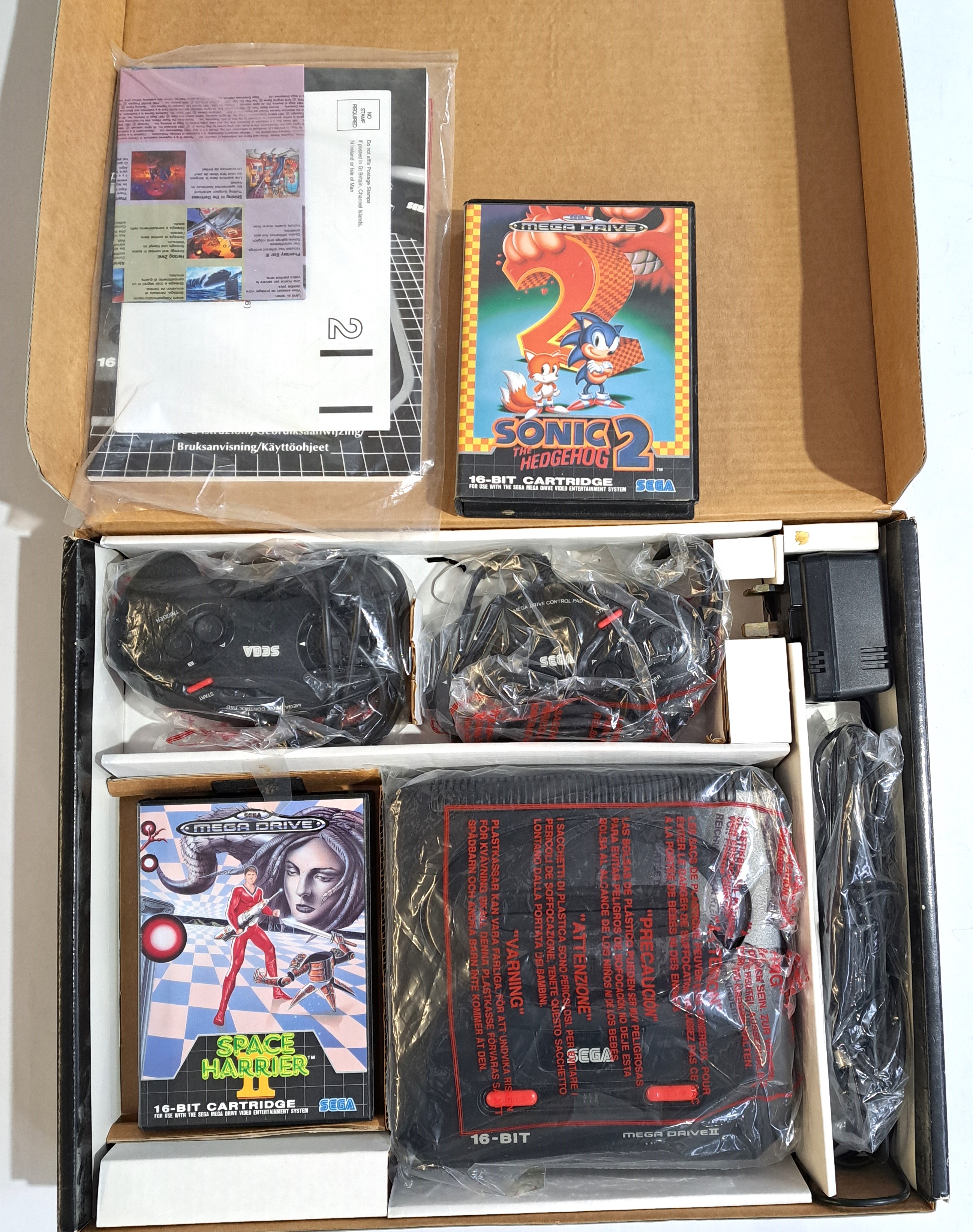 Vintage/Retro Gaming. A boxed SEGA Mega Drive II Gaming Set