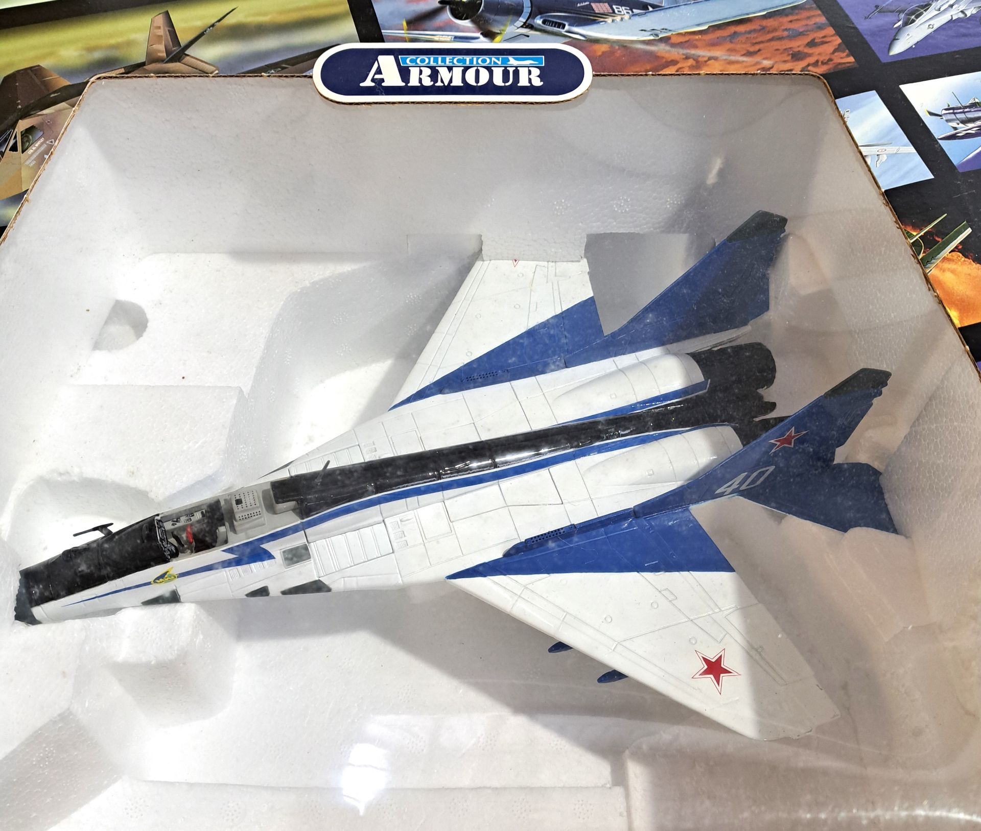 Franklin Mint "Armour Collection", a boxed pair of 1:48 scale military aircraft - Bild 3 aus 3