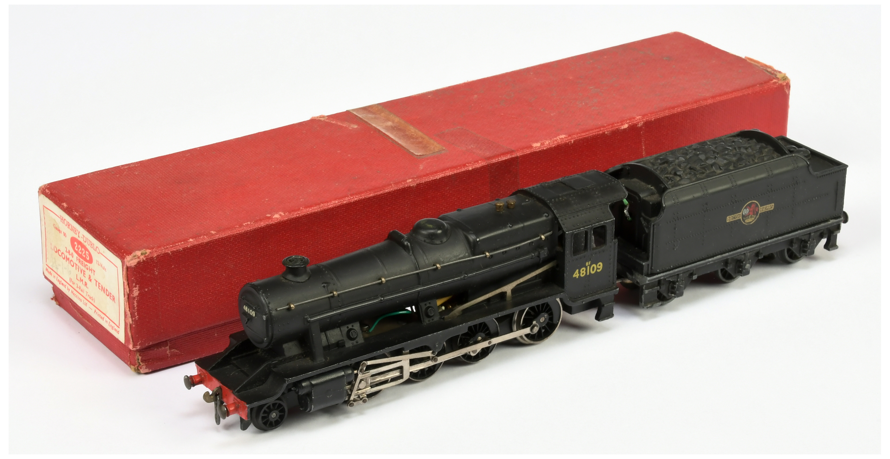 Hornby Dublo 3-rail 2225 2-8-0 BR 8F Class Steam Locomotive No. 48109