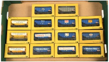 Trix trains Group of 14x Bulk Grain wagons.