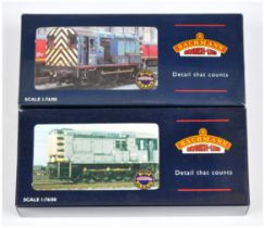 Bachmann pair of 08 Class Diesel Locomotives comprising of