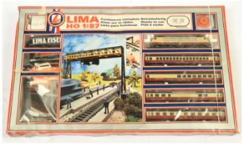 Lima HO 107008 Trans Europ Express Passenger Train Set.