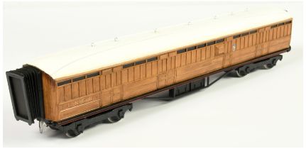 O Gauge LNER Teak Cinema Car.