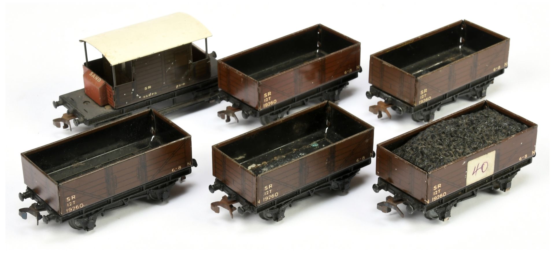 Hornby Dublo 3-rail group of Southern Wagons comprising of 