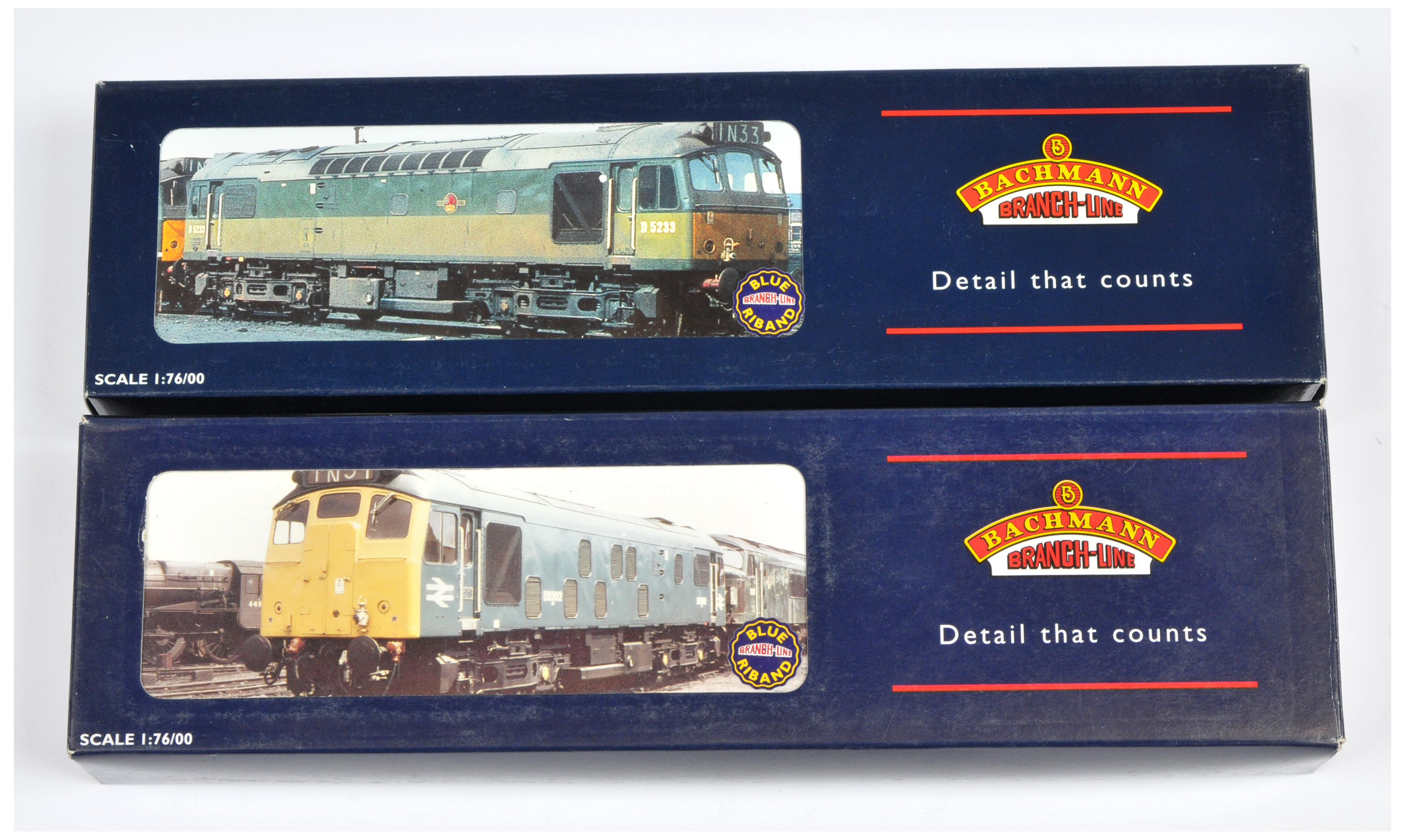 Bachmann pair of Class 25 Diesel Locomotives comprising of