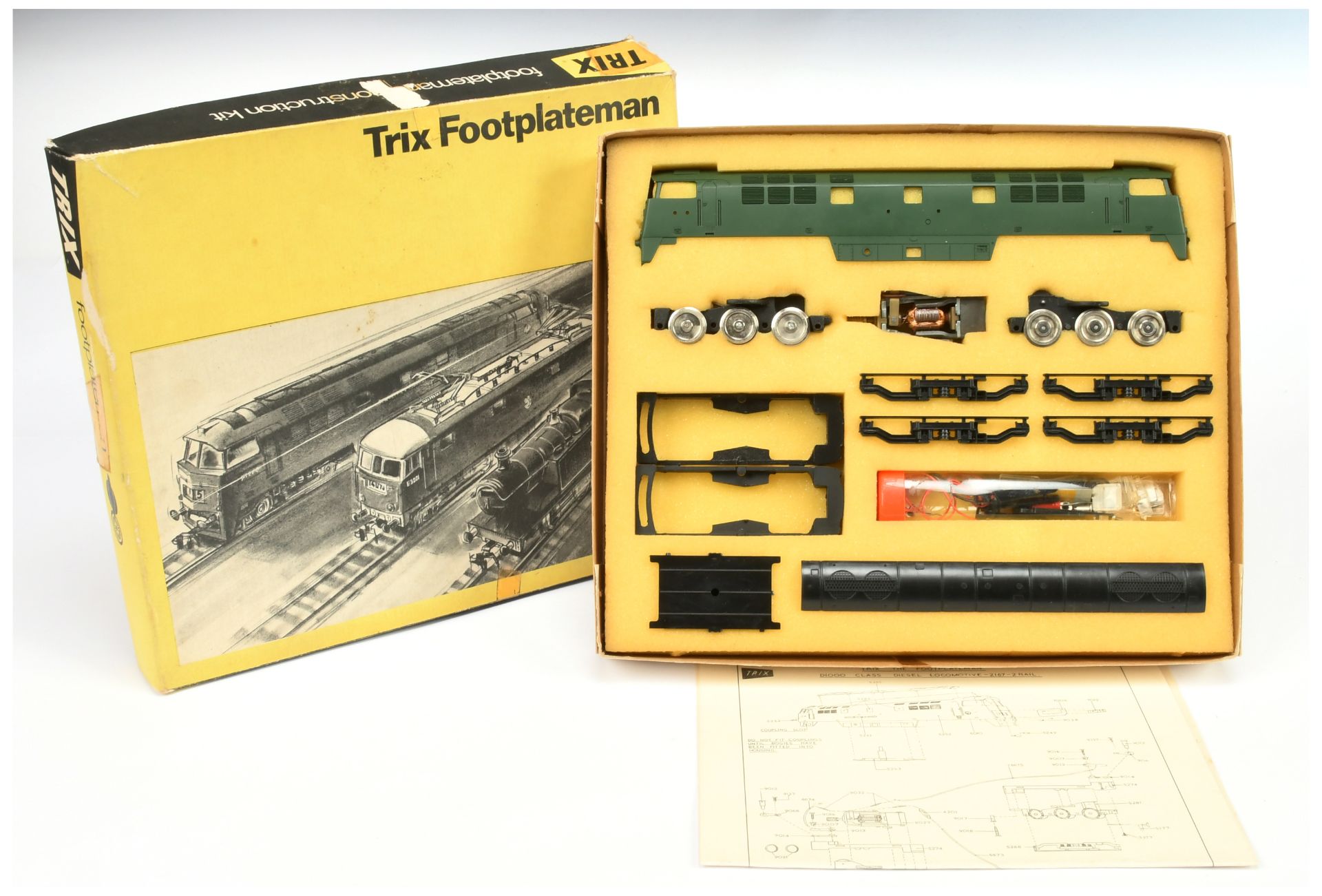 Trix Trains 2165 Footplateman Construction Kit Co-Co BR Green Class 52