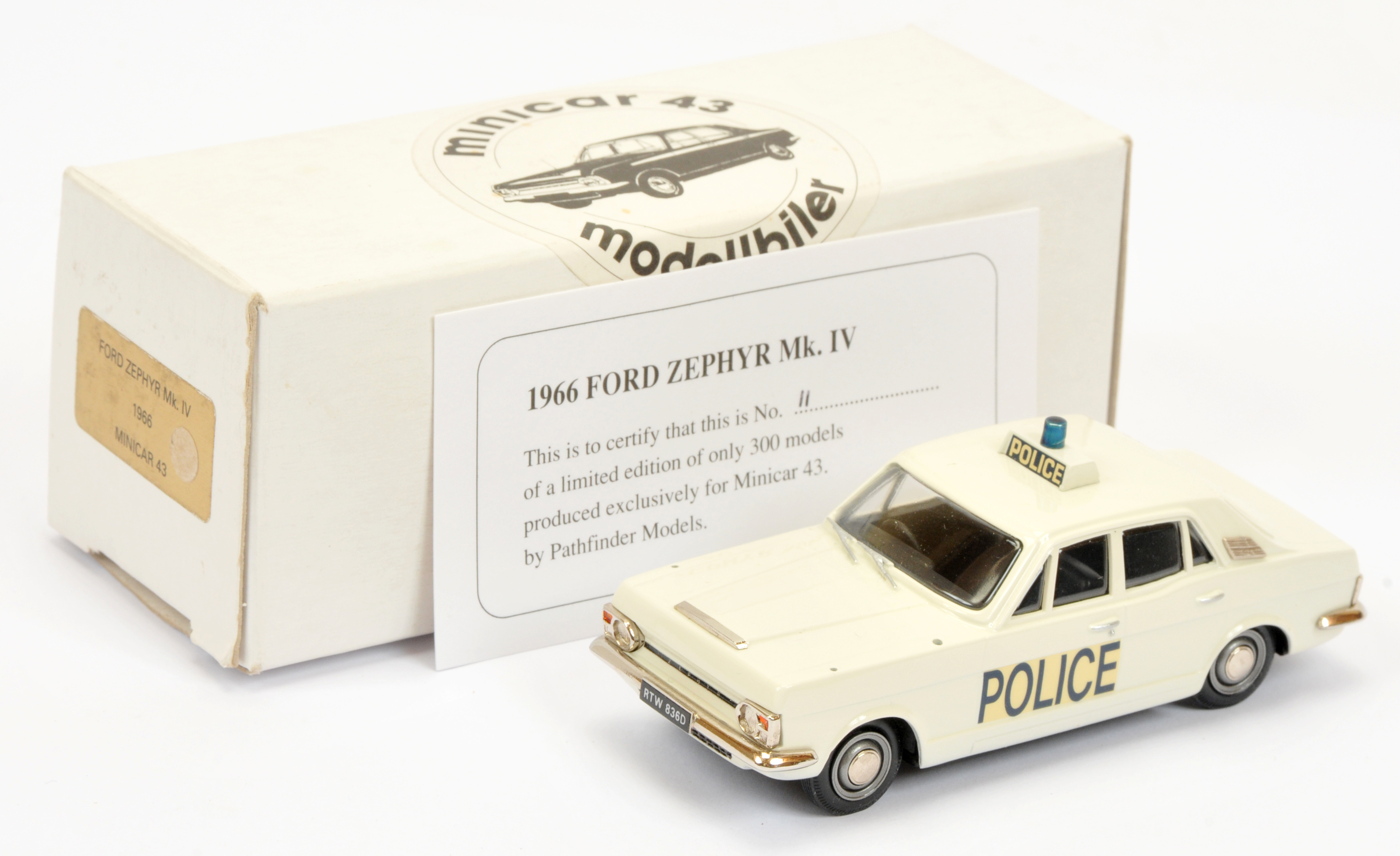 Minicar 43 (Pathfinder) Ford Zephyr 1966 "Police"