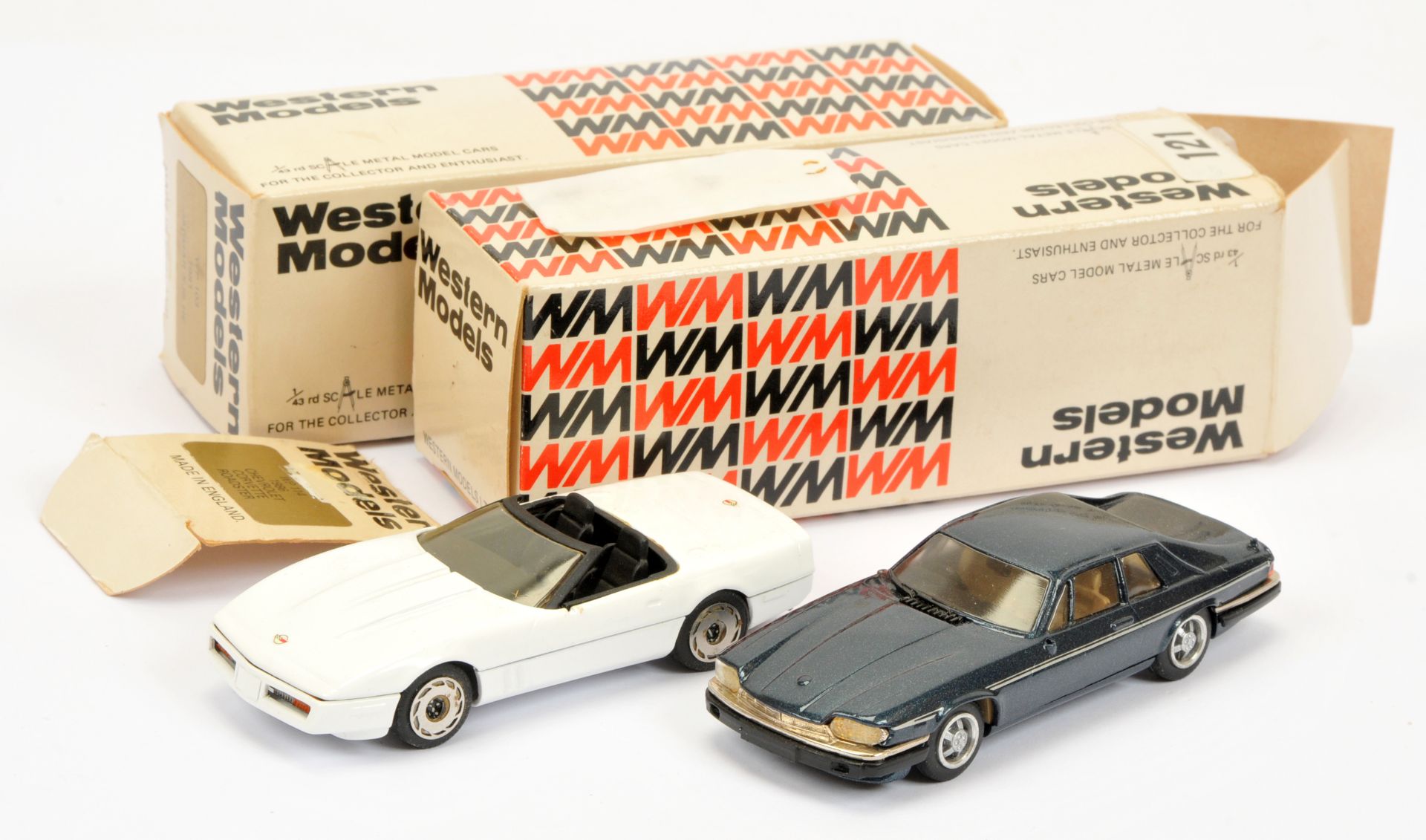 Western Models  pair of models to include Chevrolet Corvette Roadster 