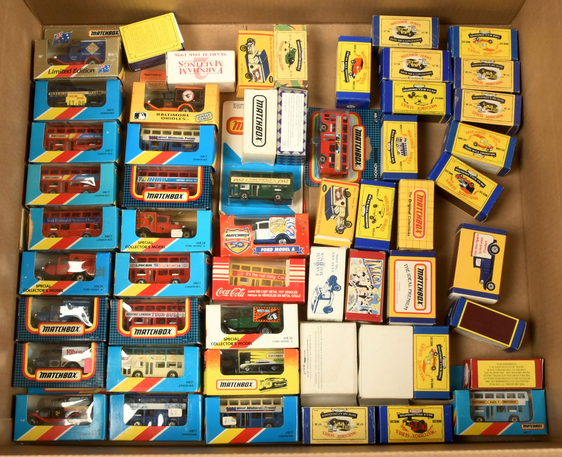 Matchbox large group of Re-issues, MB17 buses and others similar