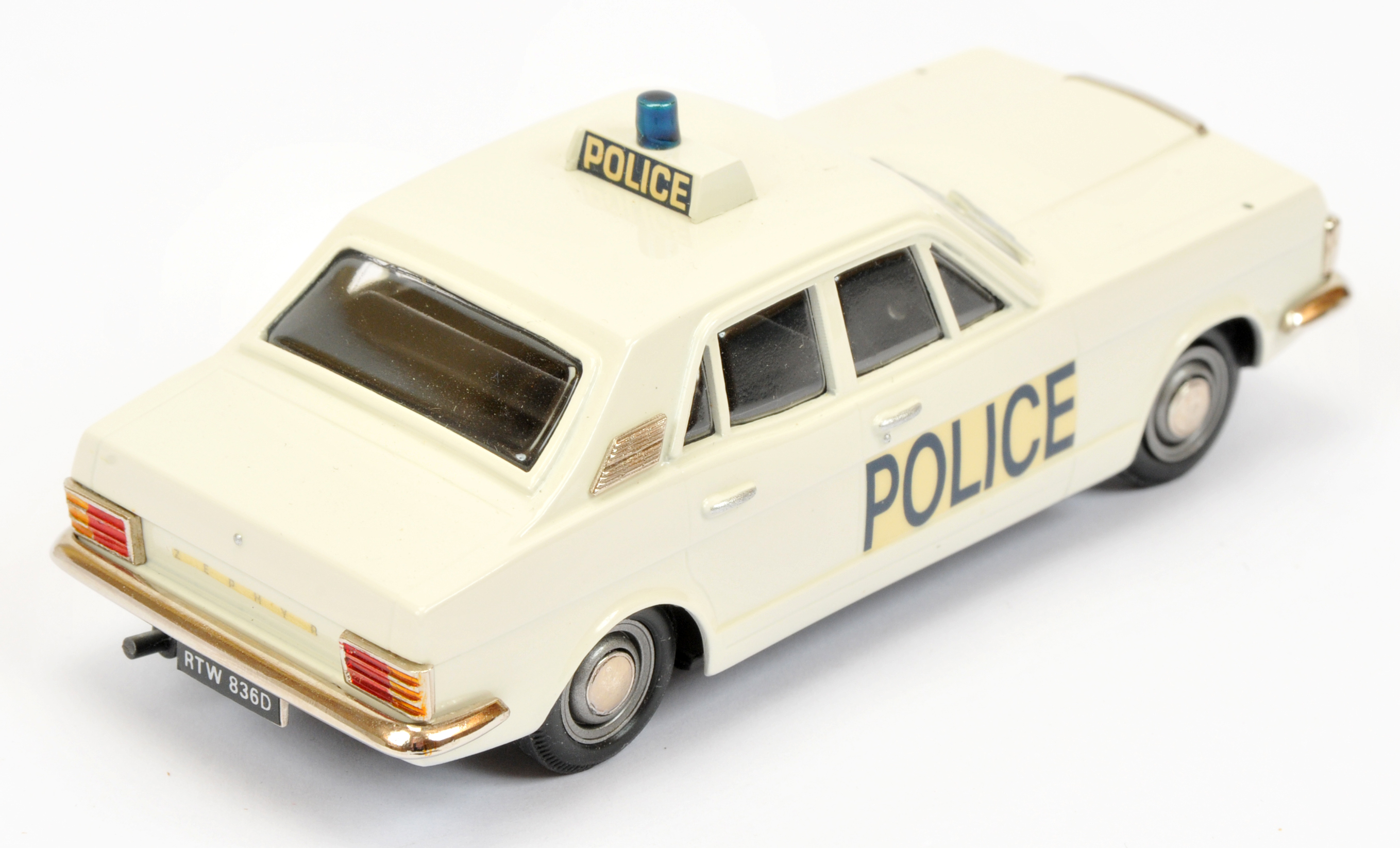 Minicar 43 (Pathfinder) Ford Zephyr 1966 "Police" - Image 2 of 2