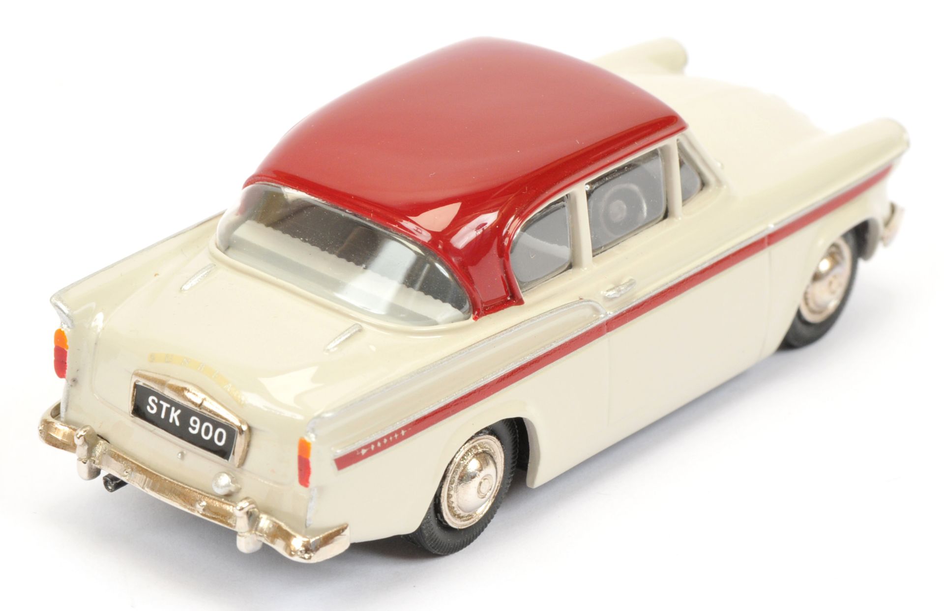 Pathfinder Models PFM15 Sunbeam Rapier 1962  - Image 2 of 2