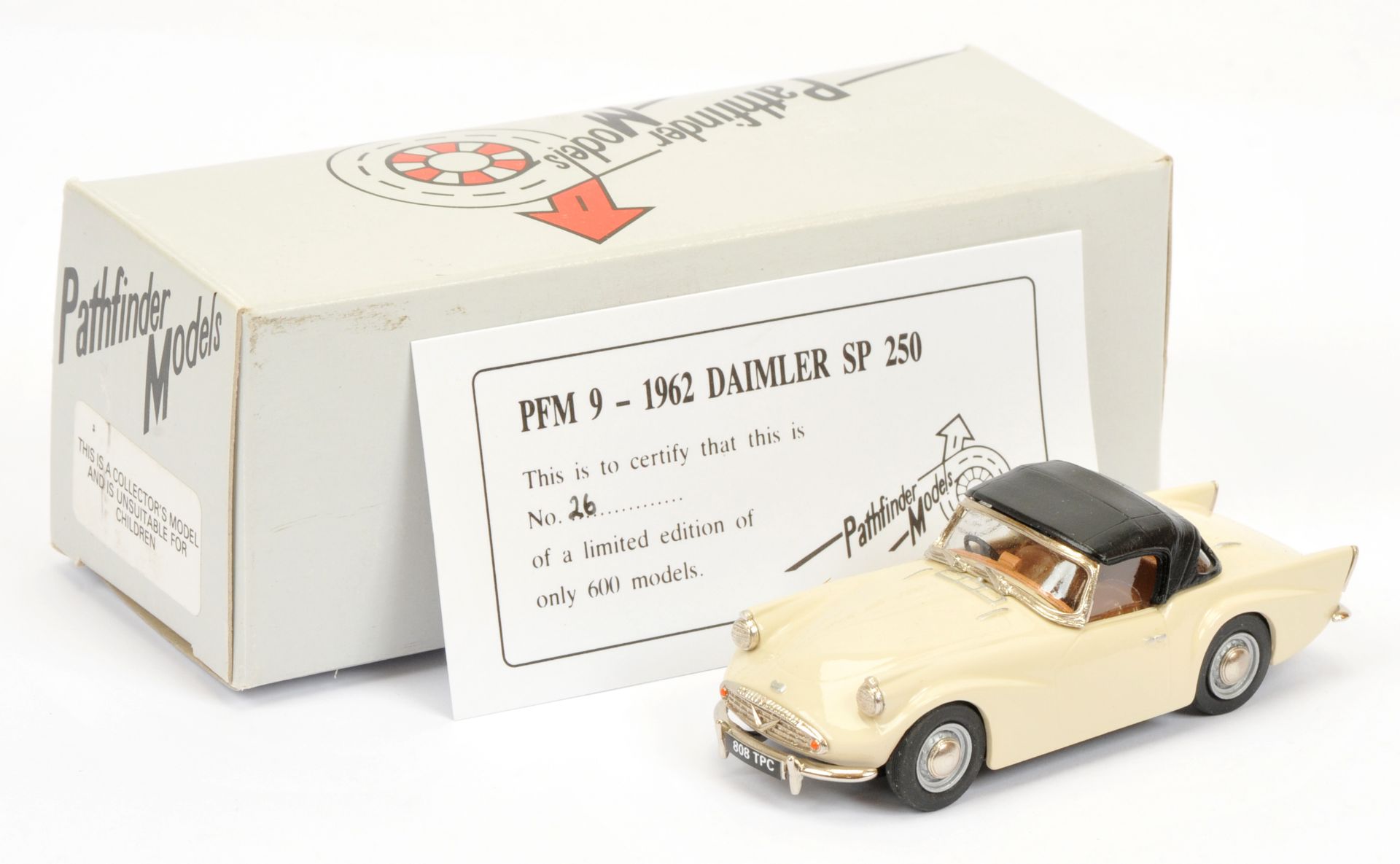 Pathfinder Models PFM9 Daimler SP250 