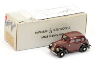 Pathfinder Models PFM25 Morris Eight Series E 1948