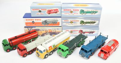 Dinky Toys group of Type 2 Foden Trucks to include (1) 905 Foden Flat Truck