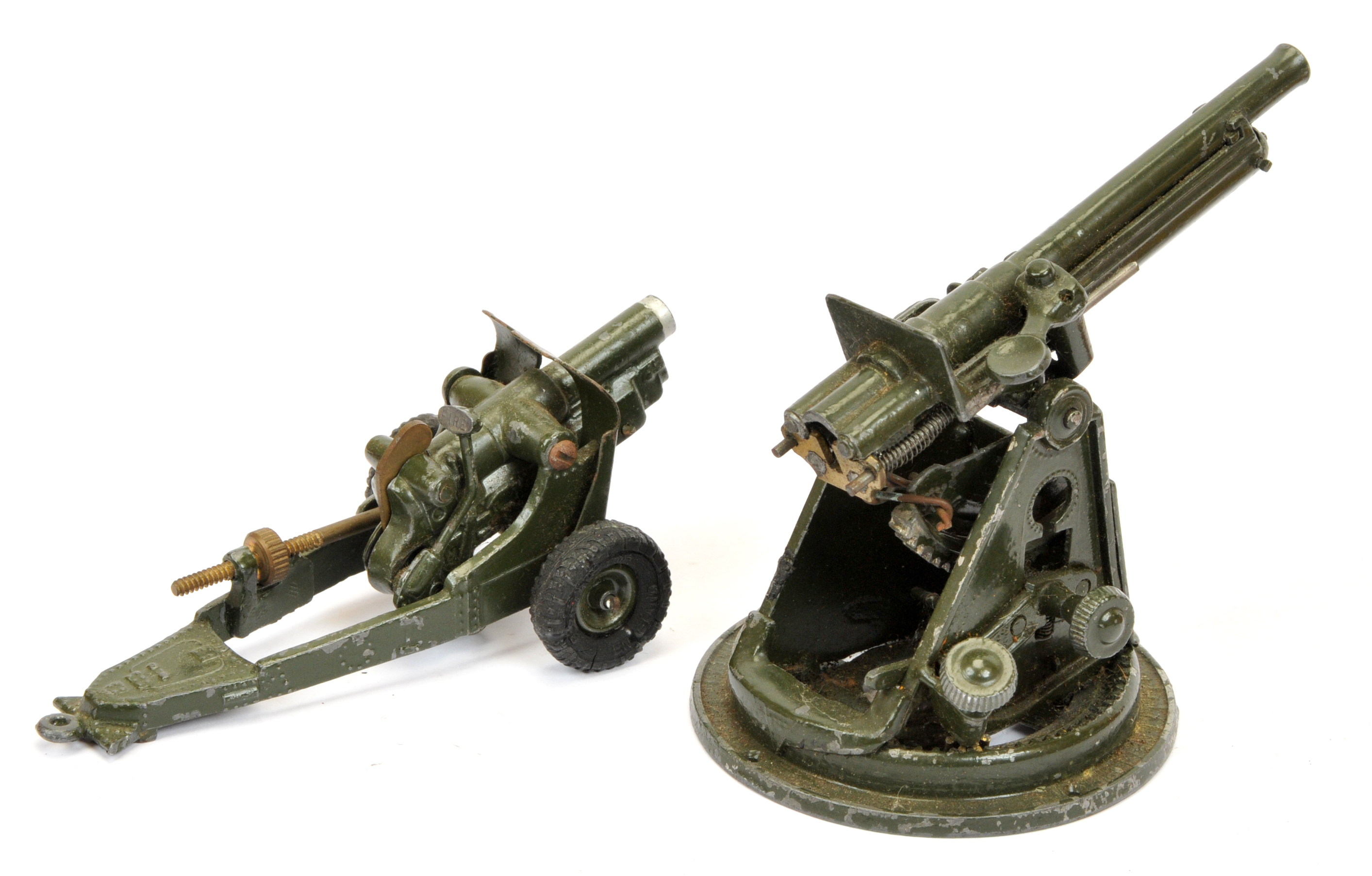 Britains - No. 1522 'Anti-Aircraft Gun' & No. 1725 '4.5" Howitzer' - Image 2 of 2