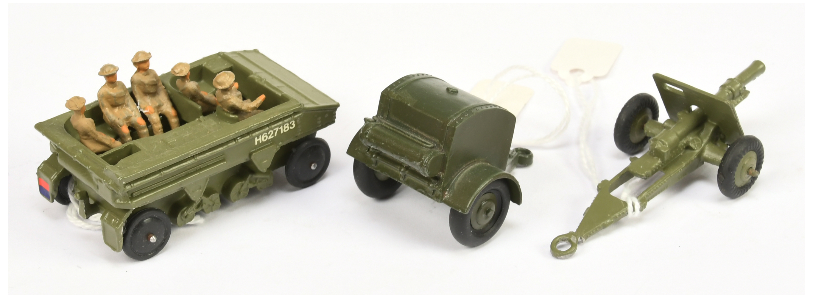 B & B Military  (Barnes & Buller)  1/60th scale Group of 3  (1) Dragon tractor with rubber wheels - Image 2 of 2