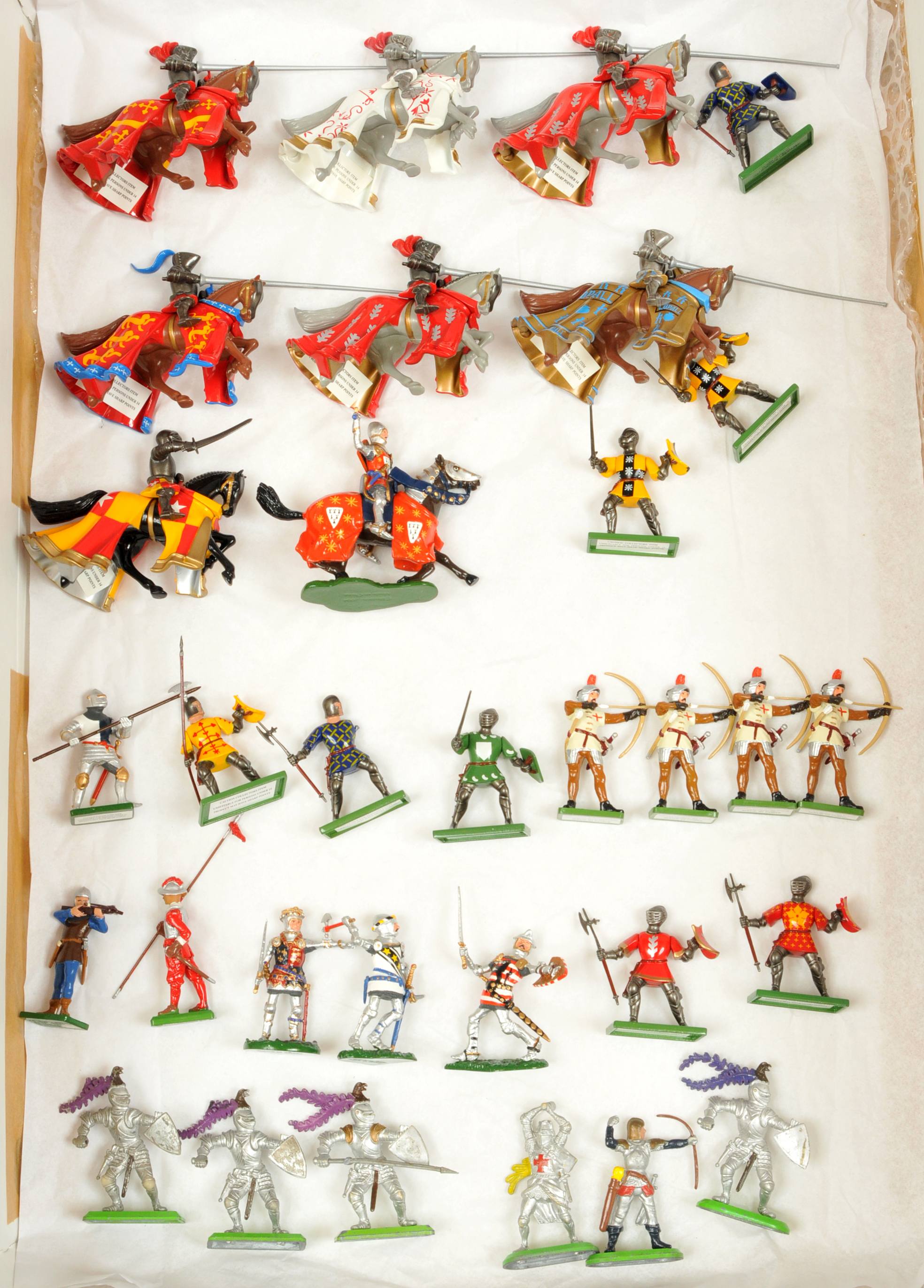 Britains - Tournament Knights, Knights of Agincourt & Britains Deetail Knights - Image 2 of 2