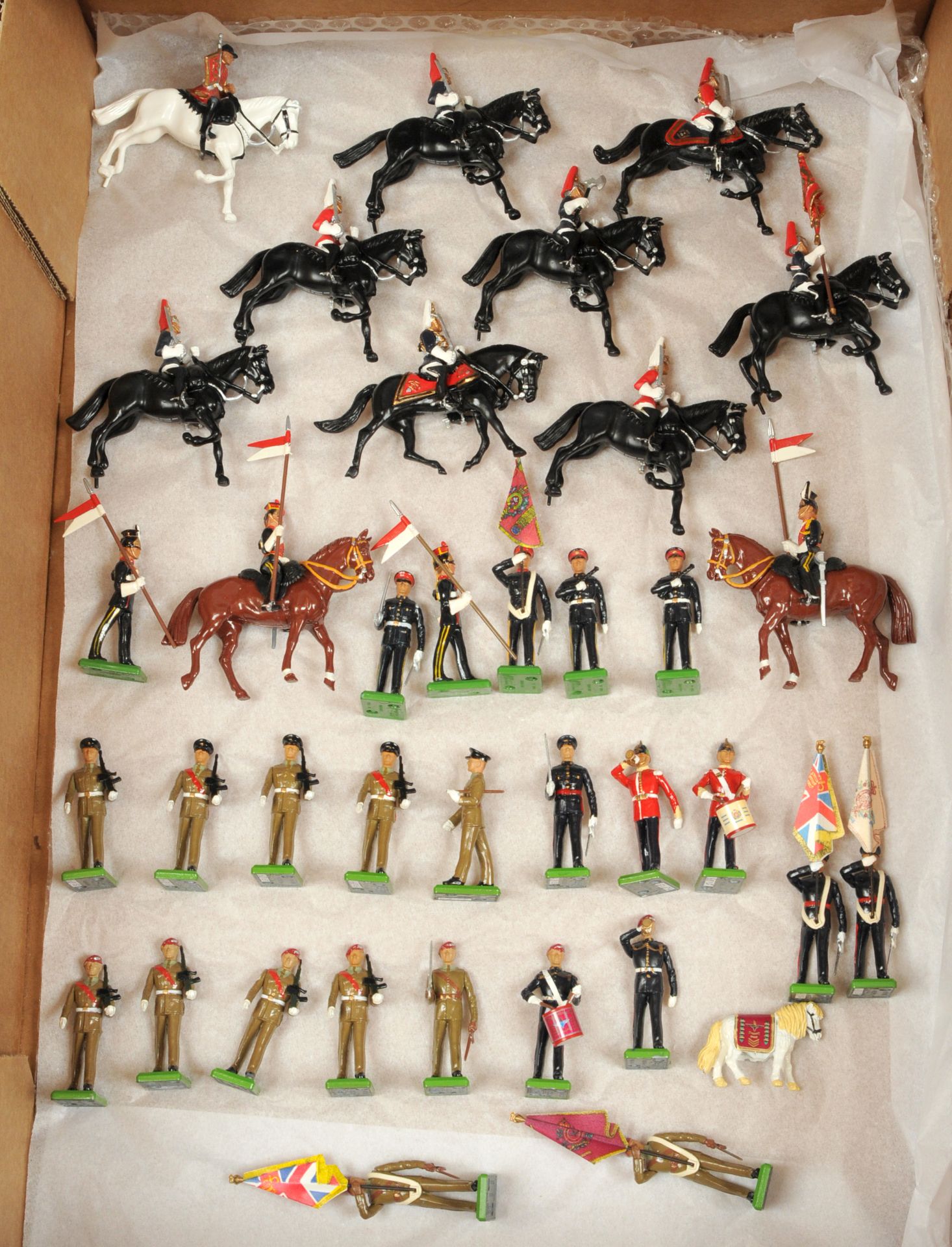 Britains - A Mixed Group of Boxed Limited Edition Toy Soldier Sets - Bild 2 aus 2