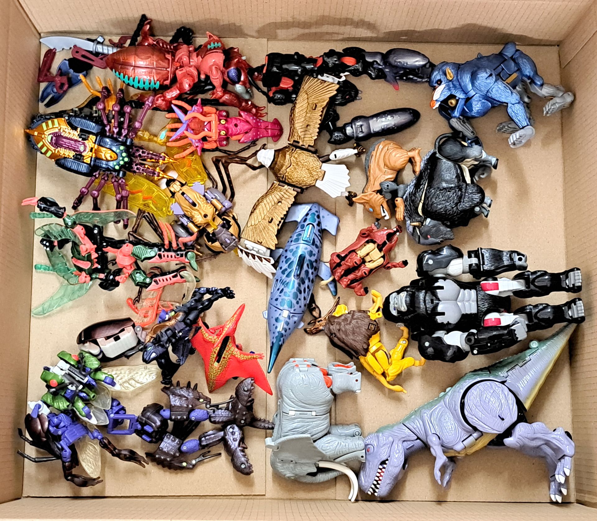 Quantity of loose Hasbro Transformers Beast Wars action figures