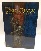 ideshow Weta Collectibles The Lord of the Rings The Return of the King Morgul Lord Polystone Stat...