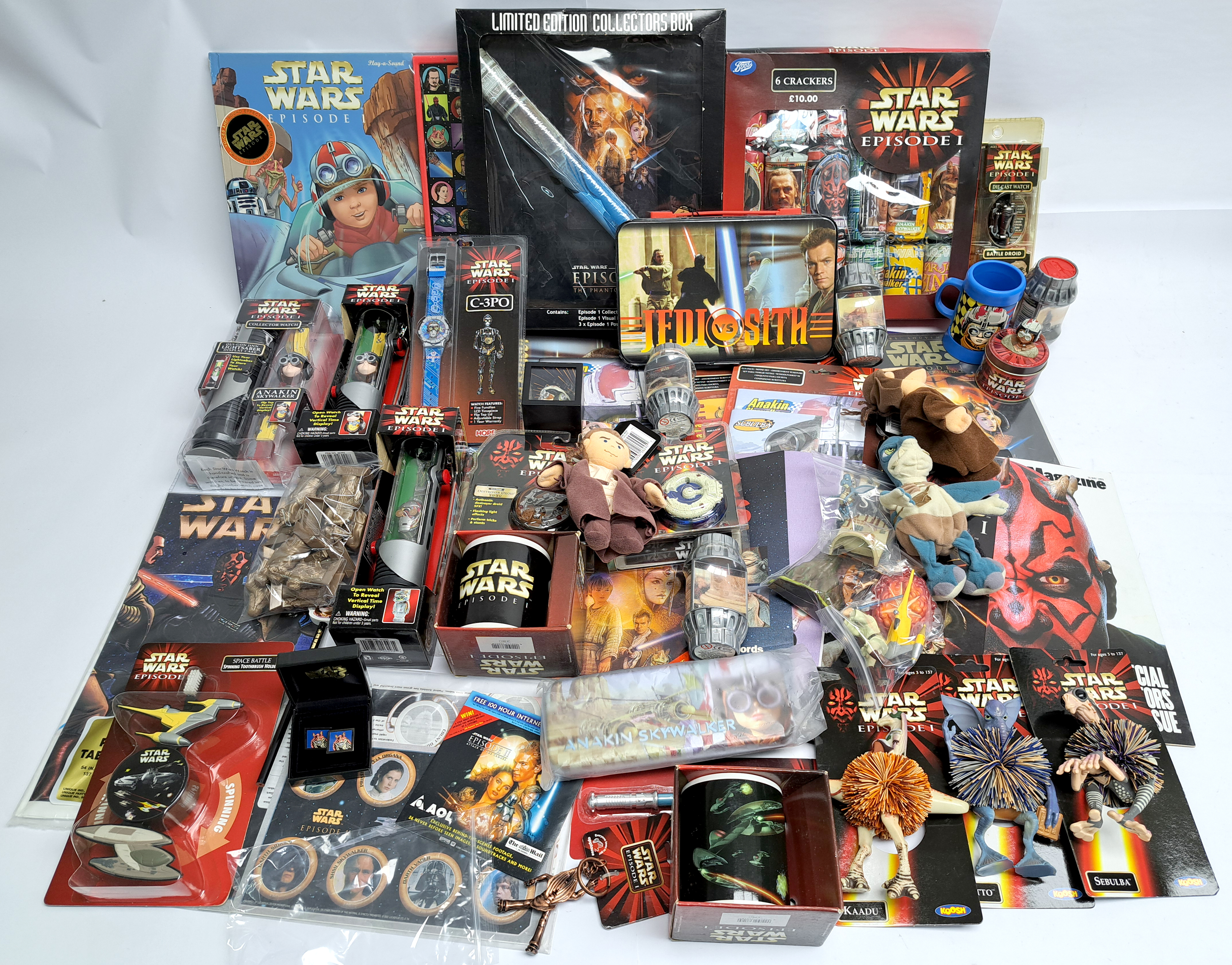 Hasbro, Tiger, Star Wars Episode 1 collectibles mixed lot Excellent to near mint.