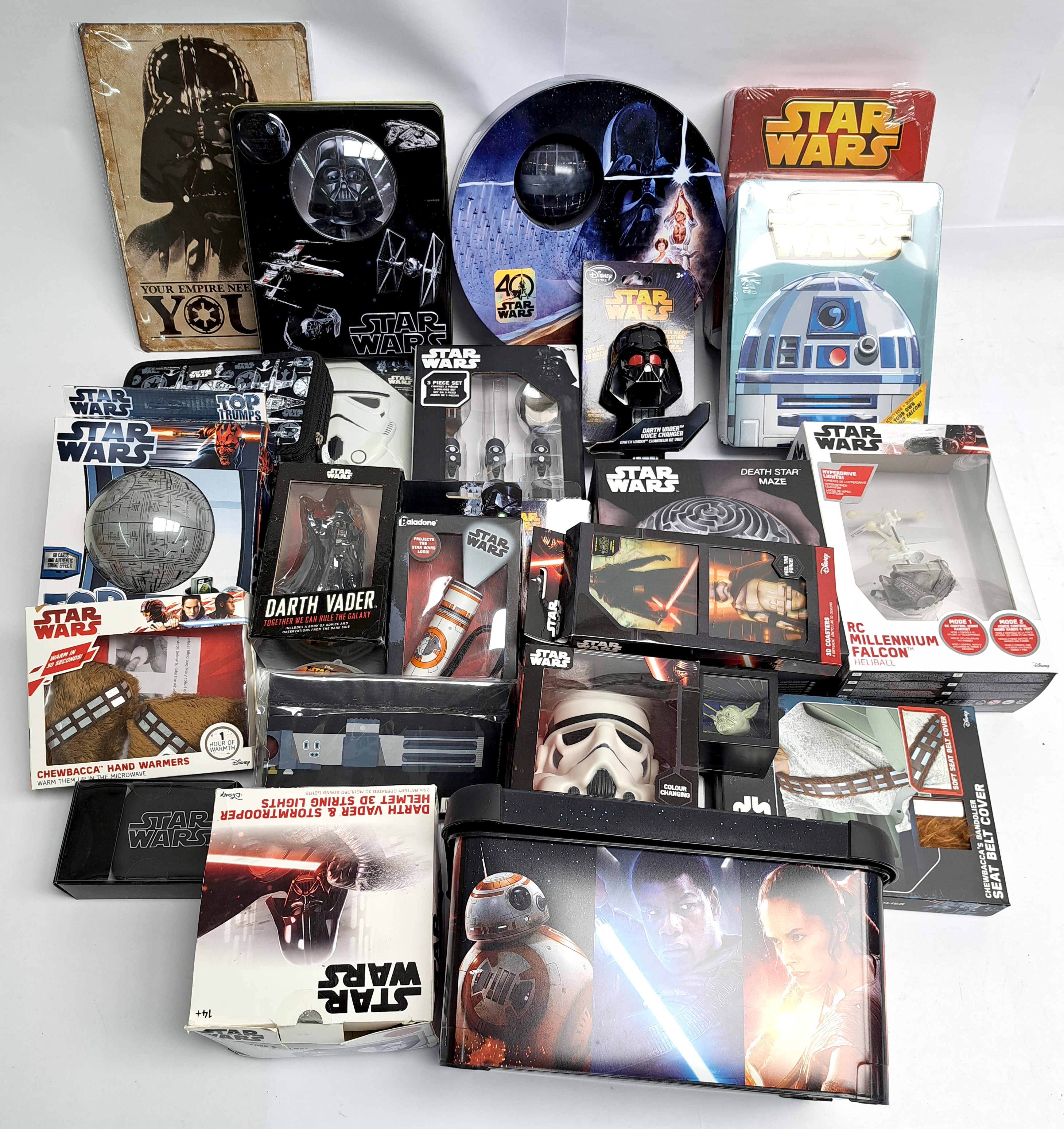 Disney Store and similar Star Wars collectibles mixed lot.