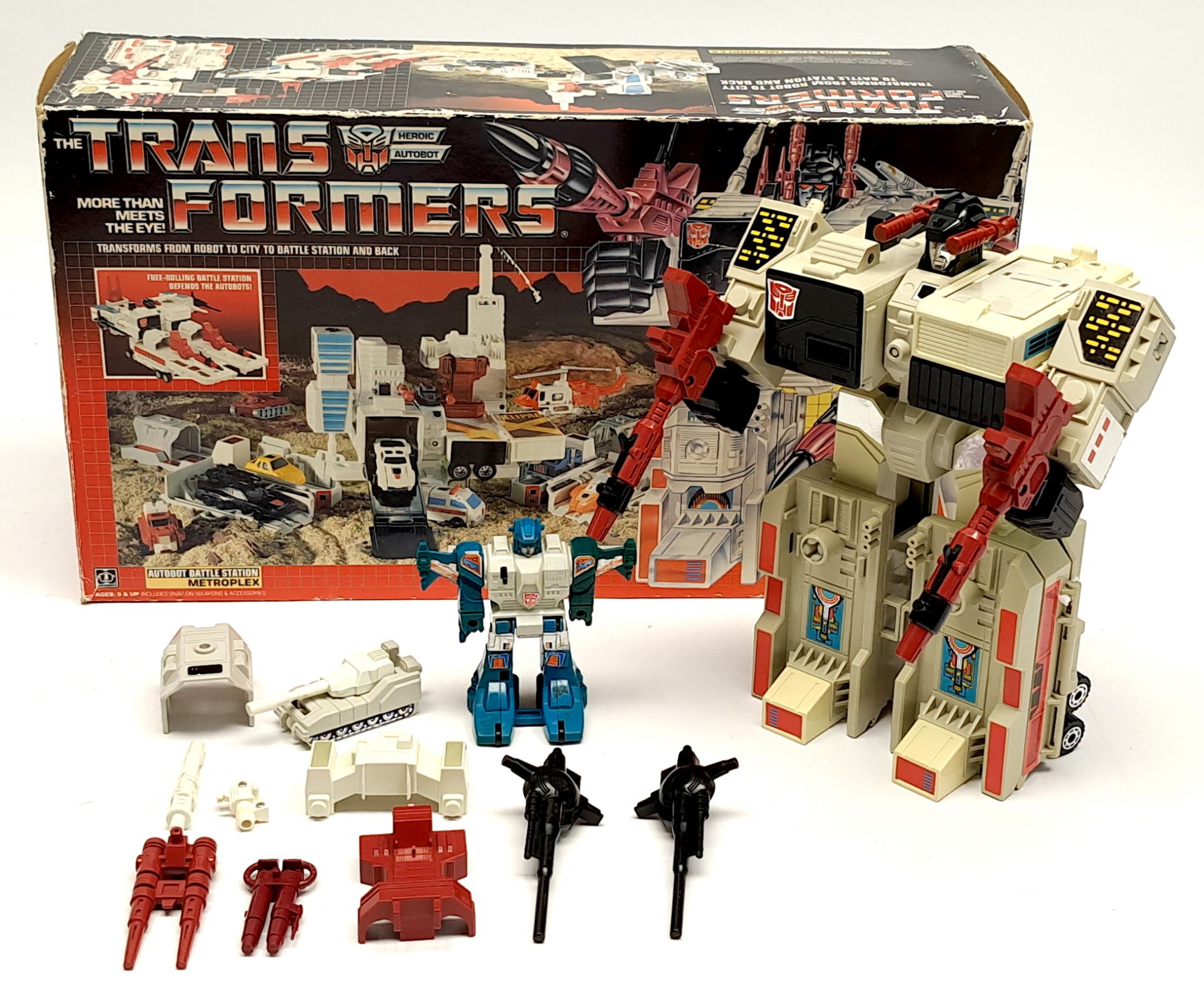 Hasbro Transformers G1 1985 Autobot Battle Station Metroplex - Bild 2 aus 2