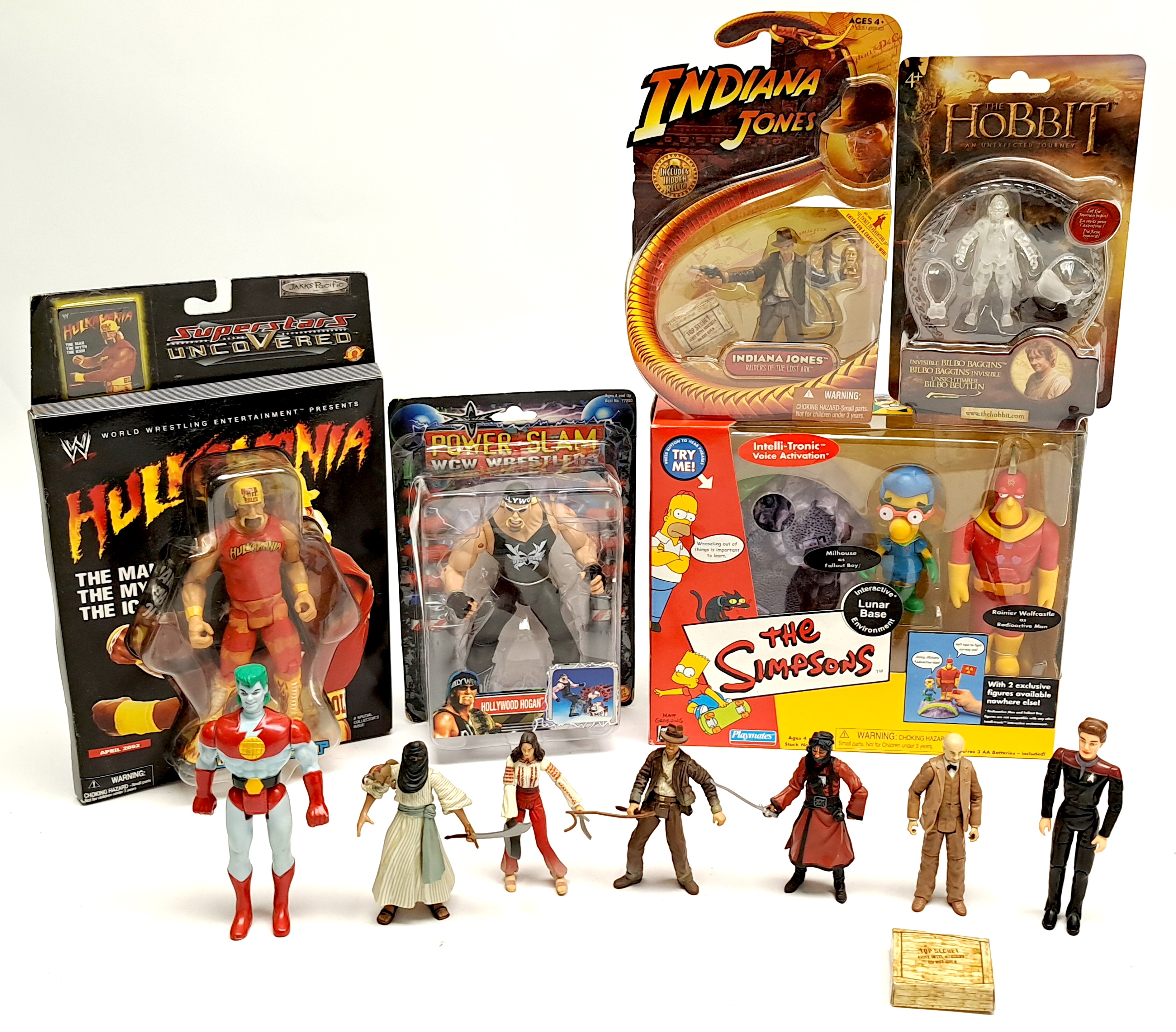 Quantity of boxed, carded & loose action figures