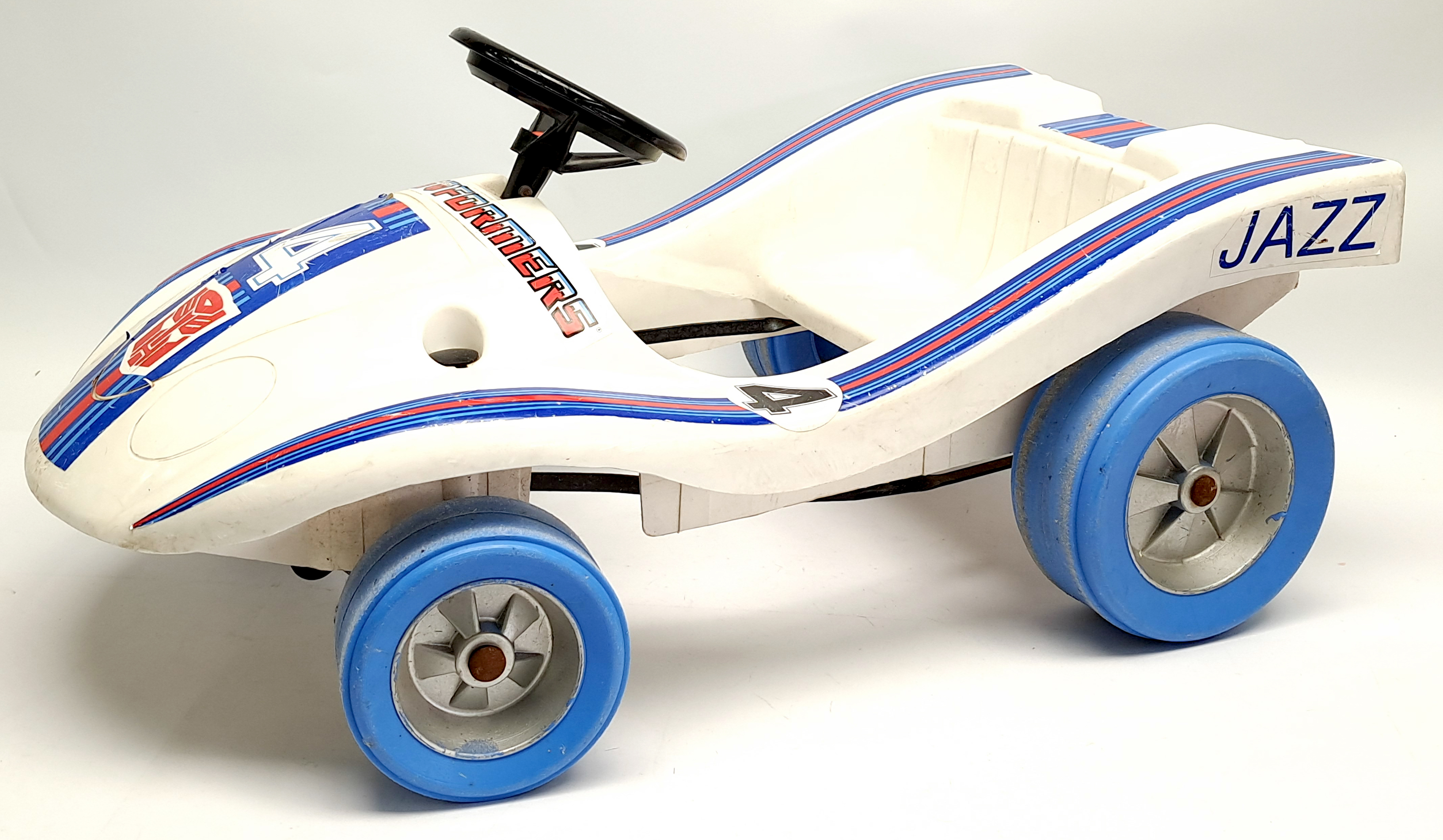 Sharna Triang Transformers G1 Jazz pedal car - Image 3 of 4