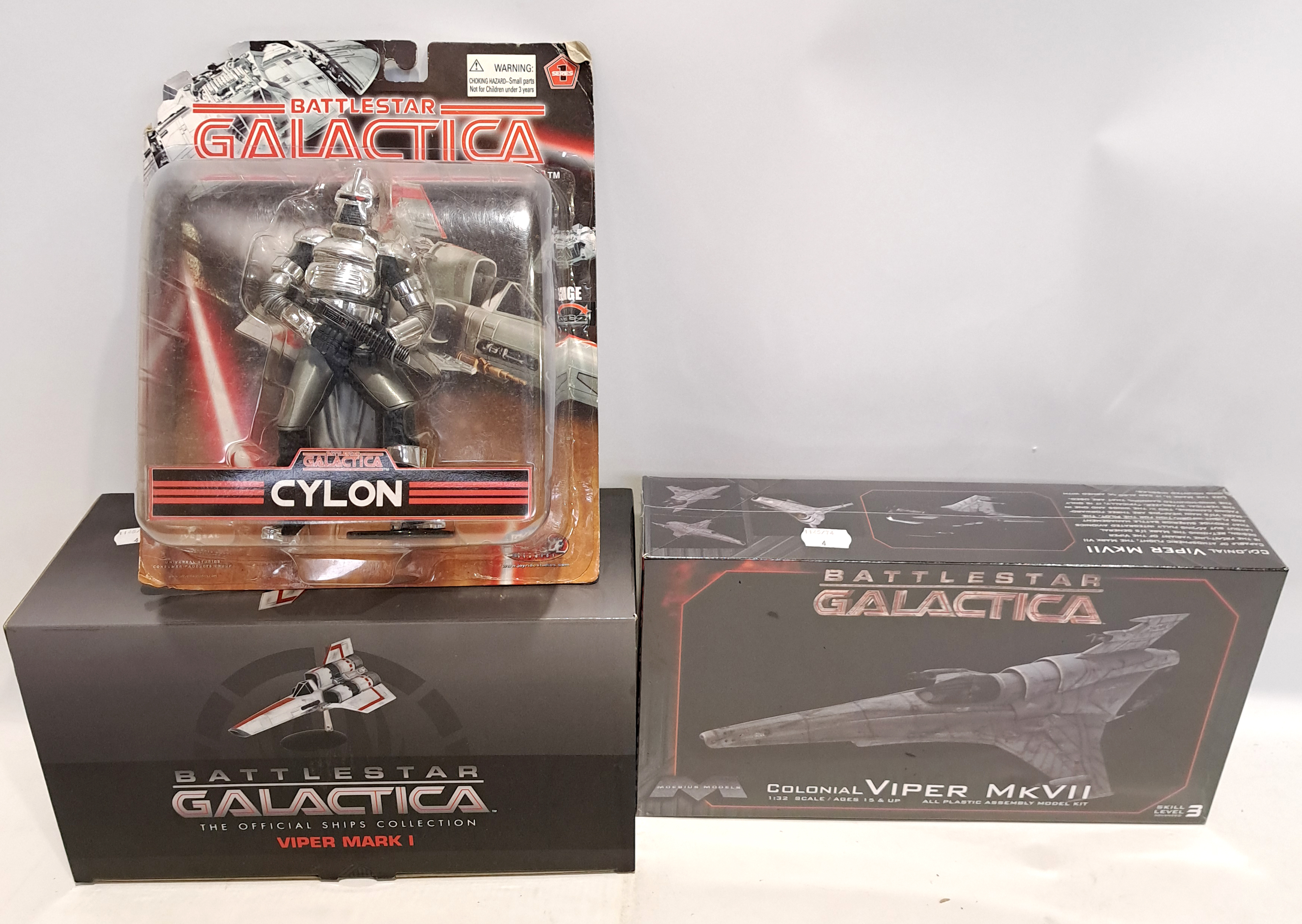 Battlestar Galactica Collectibles x3