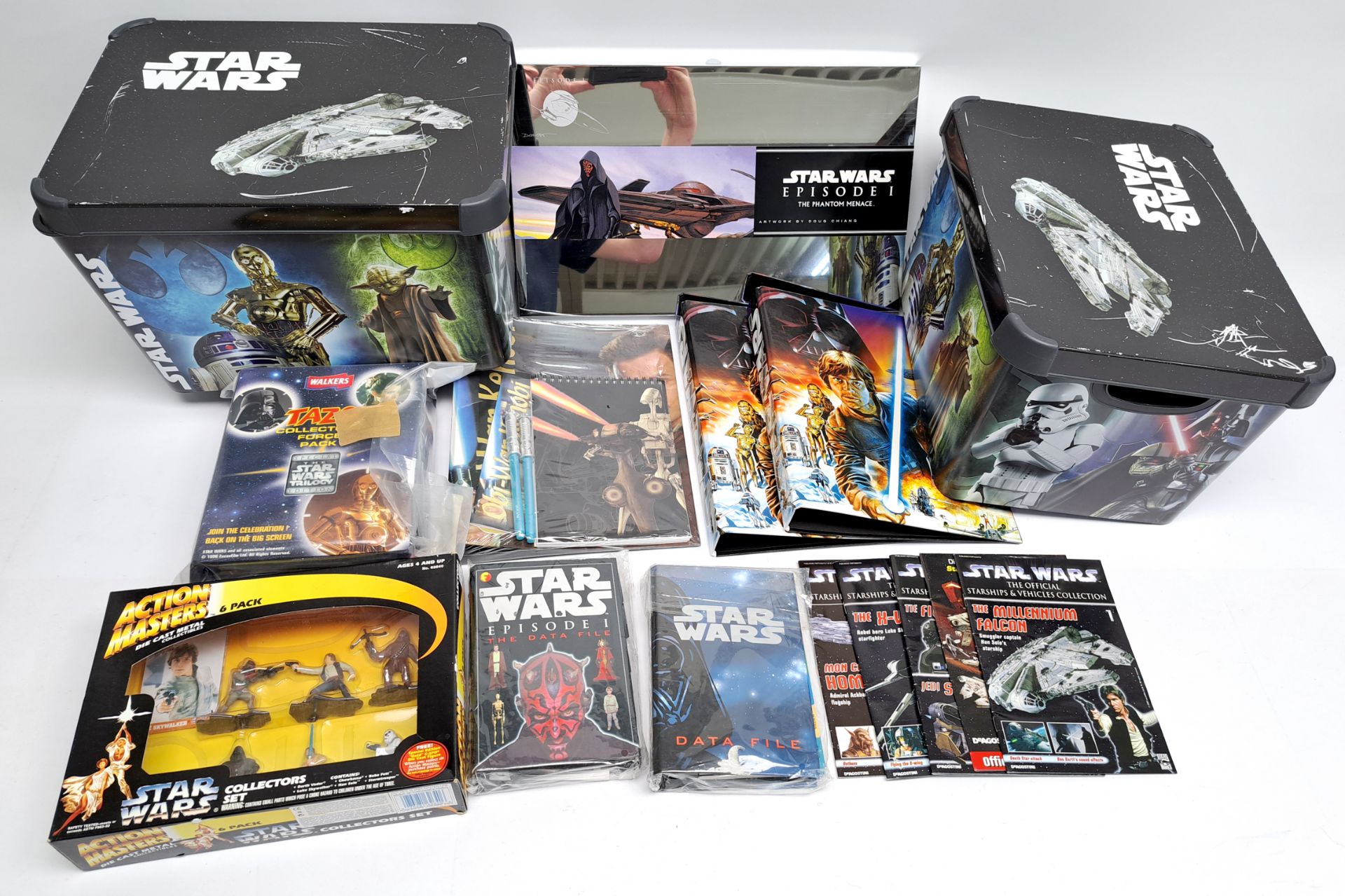 De Agostini, Doug Chiang Star Wars mixed assortment of folders, fact files and similar. Excellent...