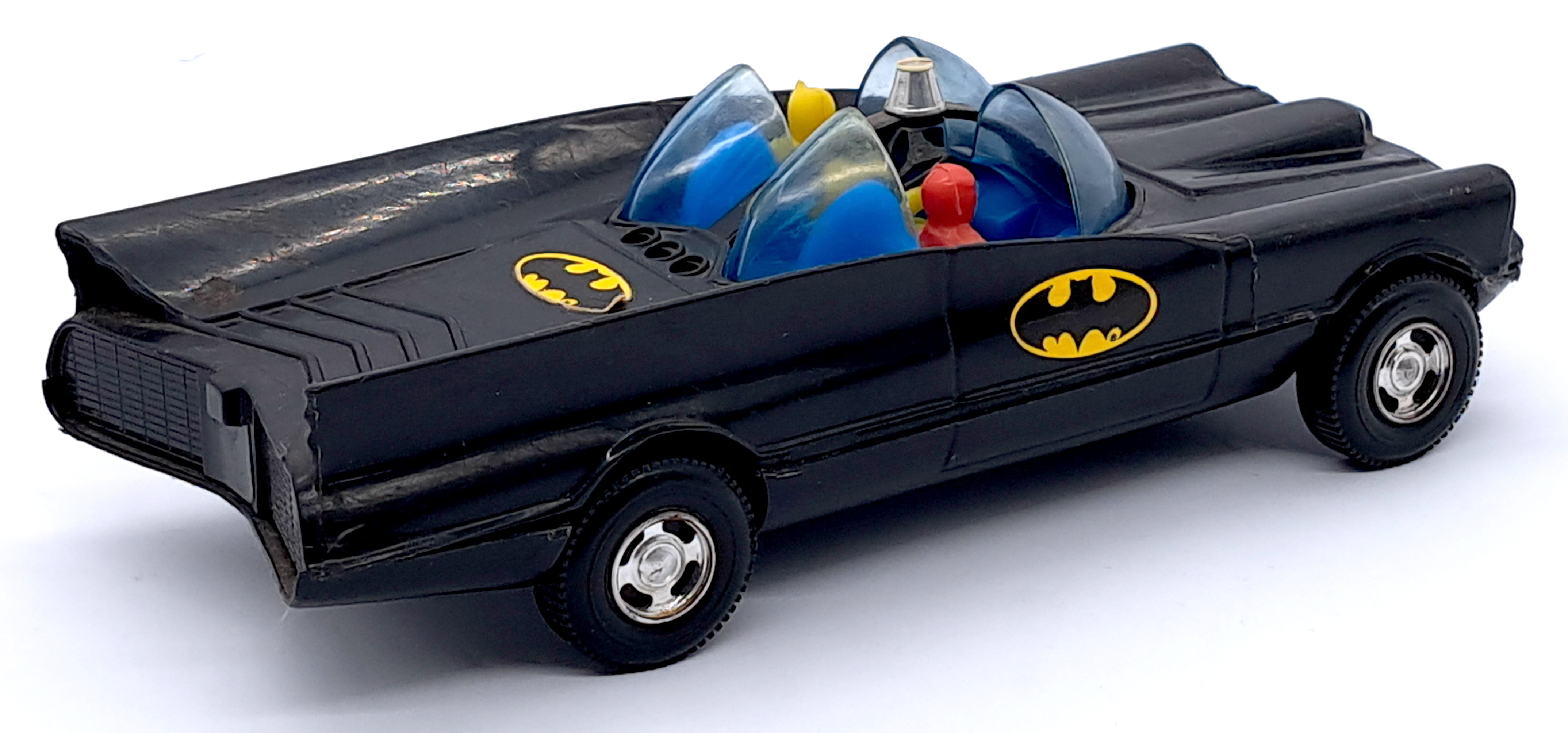 Simms vintage plastic Batmobile - Image 2 of 3