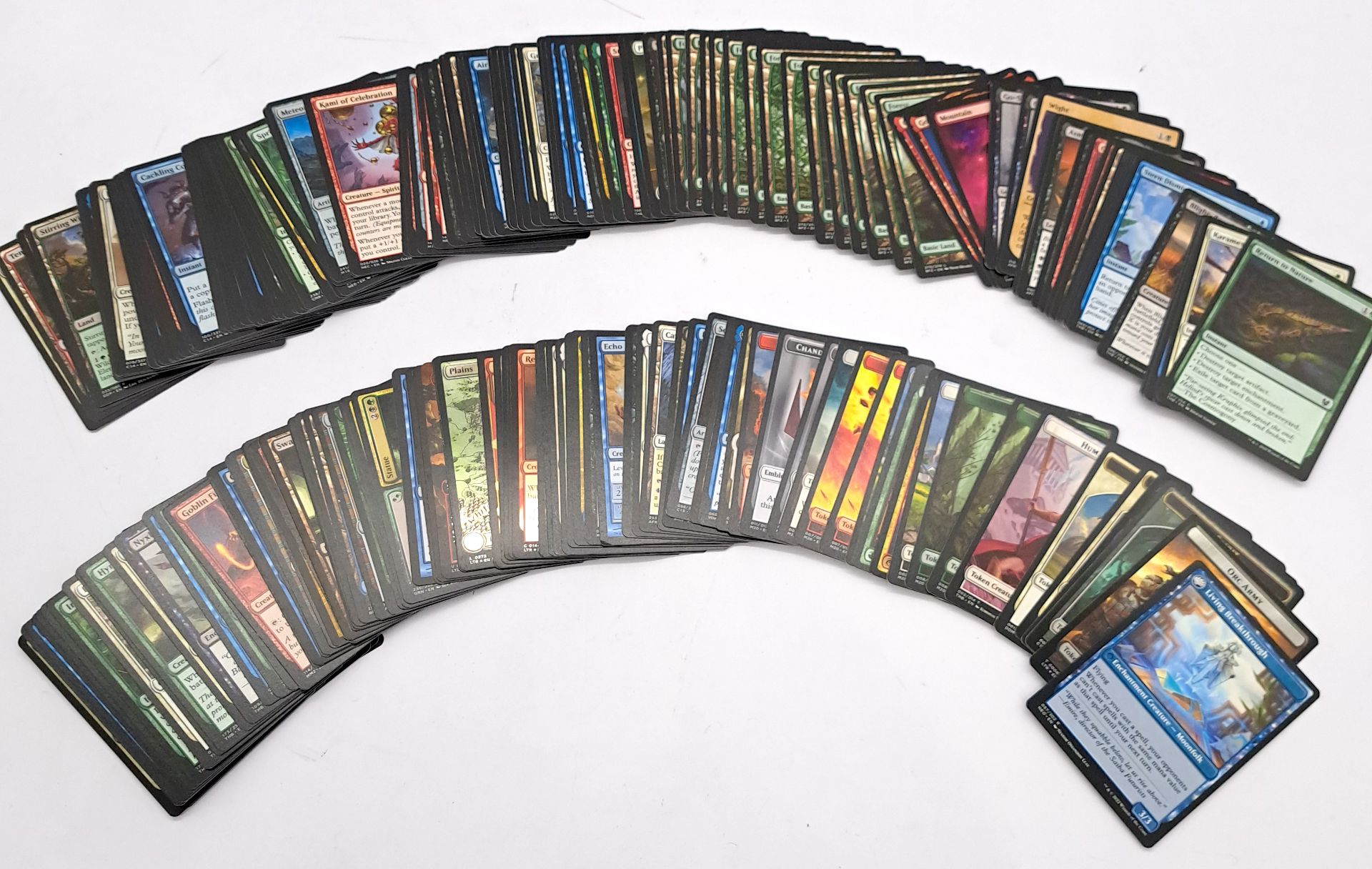 Quantity of Magic The Gathering Trading Cards