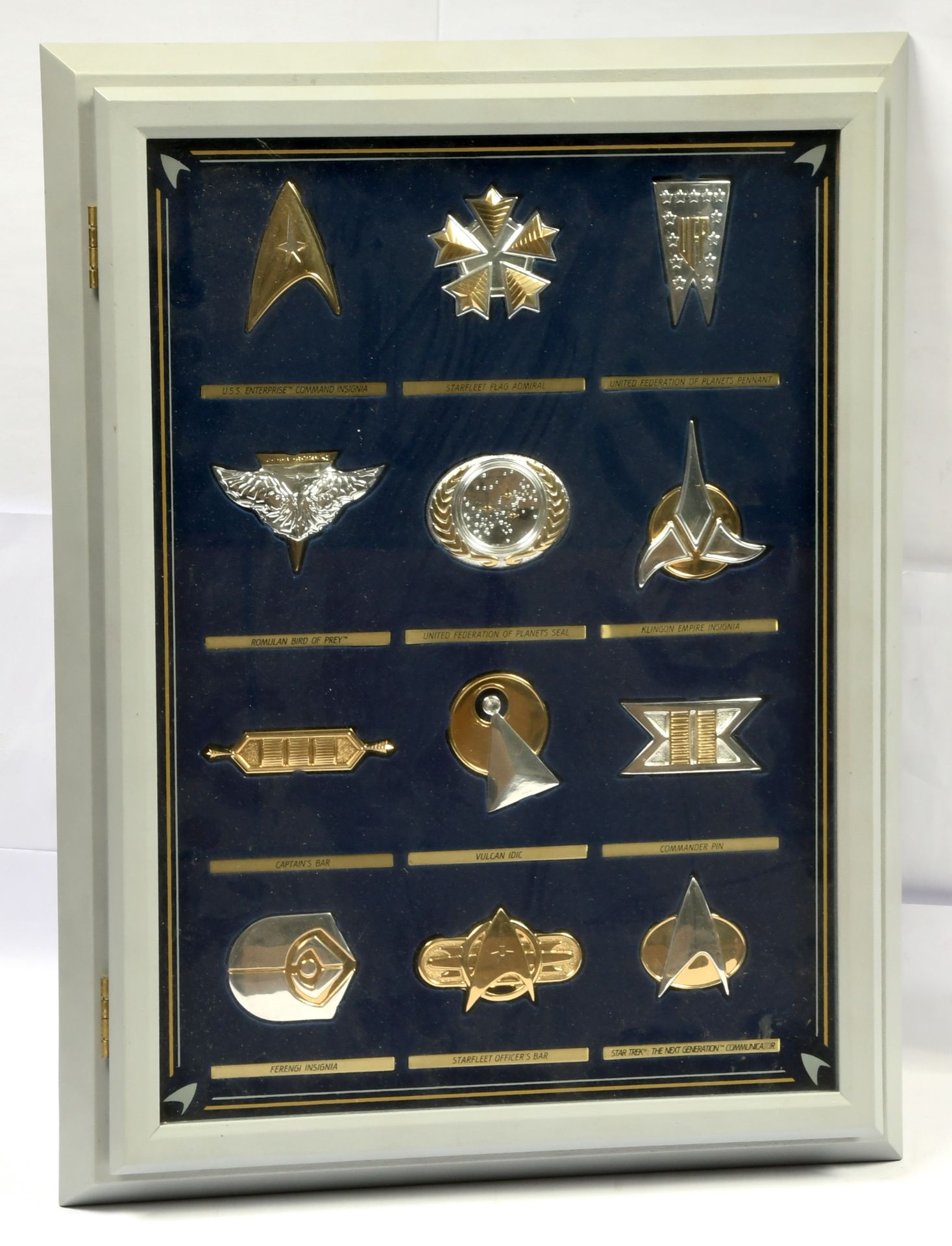 Franklin Mint Star Trek Official Insignia Badges set of 12 with display case
