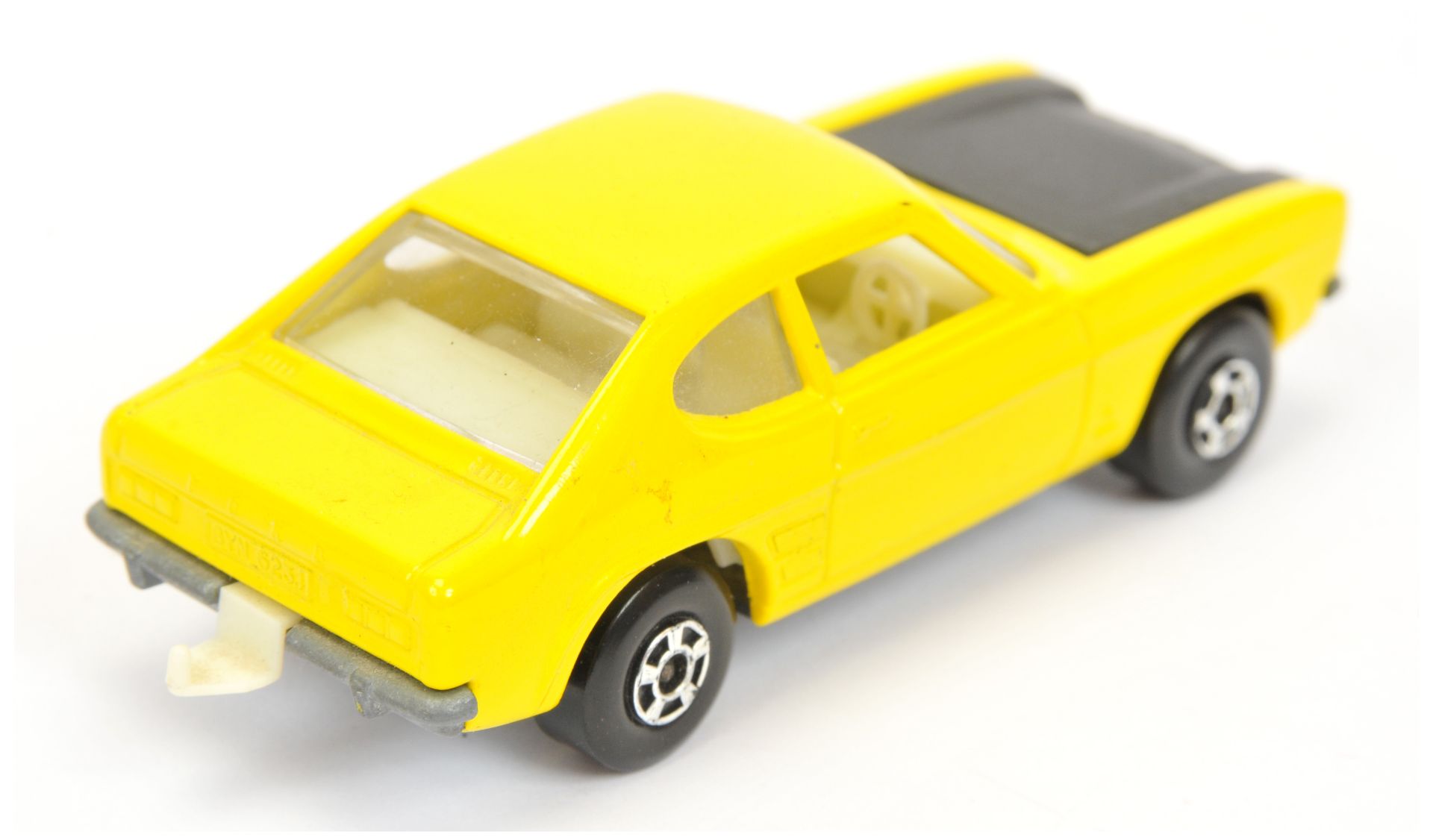 Matchbox Superfast 54b Ford Capri pre-production colour trial - lemon yellow body without flared ... - Bild 2 aus 4