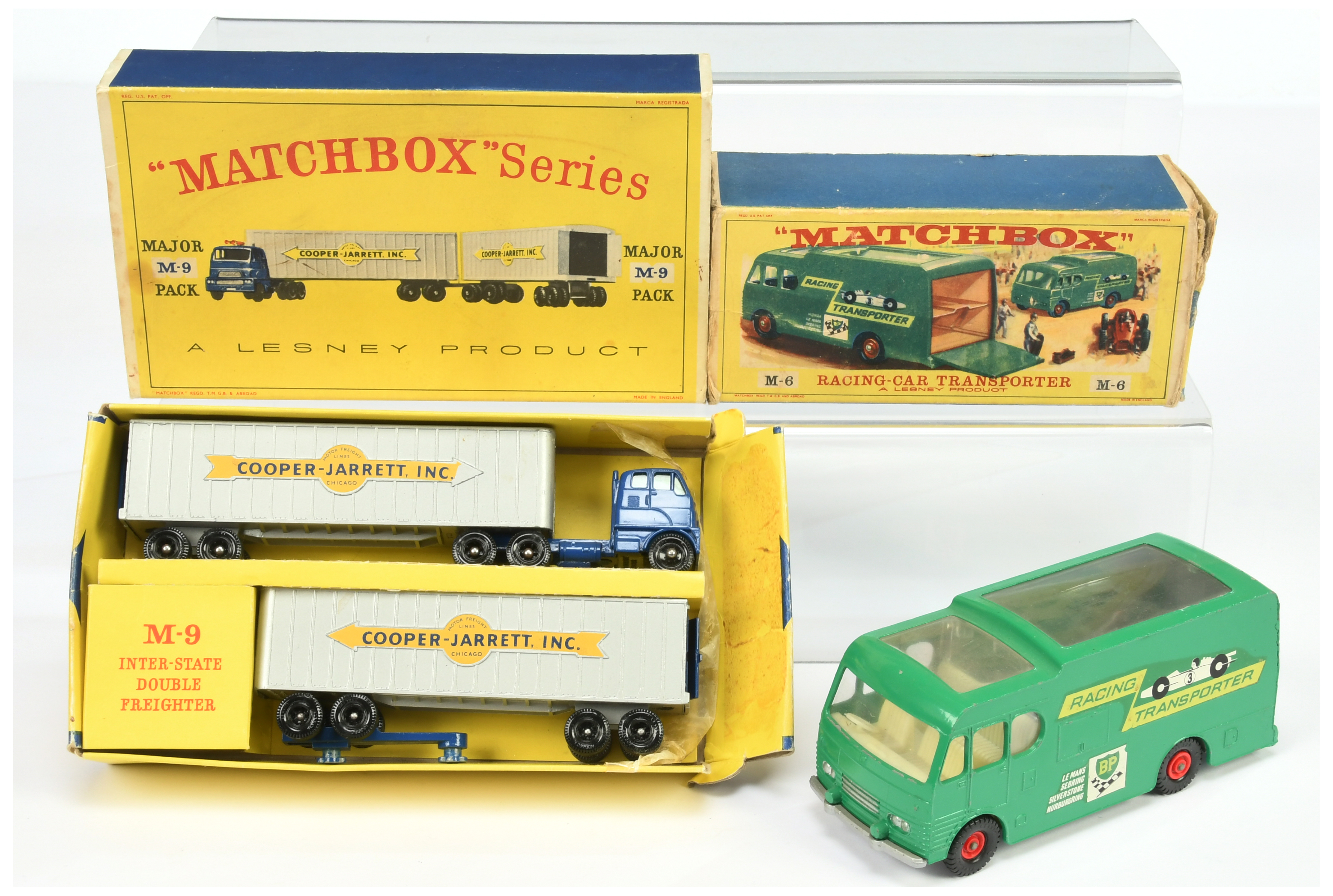 Matchbox pair (1) Matchbox Regular Wheels Major Pack M9 Hendrickson Tractor Unit with Cooper Jarr...