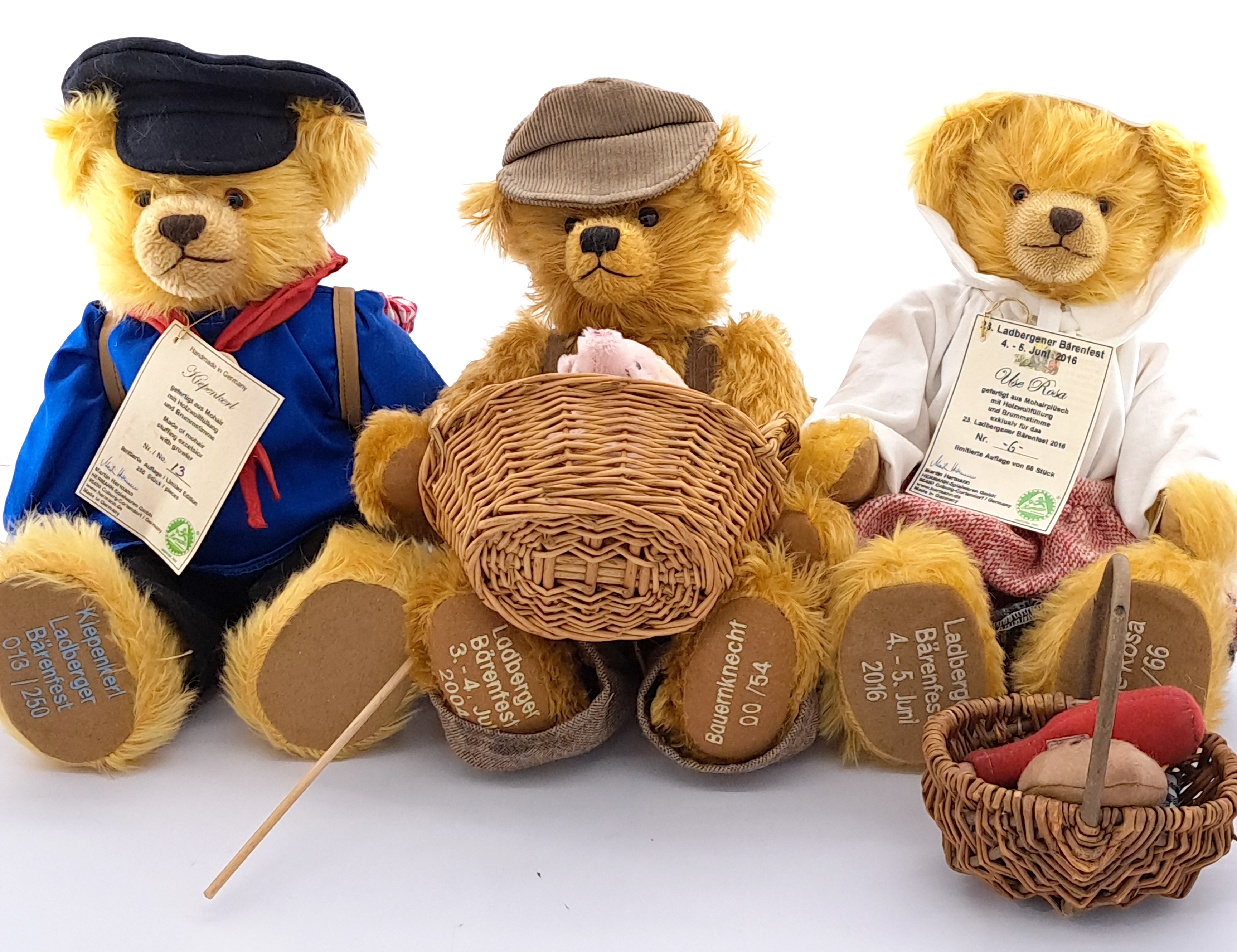 Hermann-Spielwaren trio of teddy bears