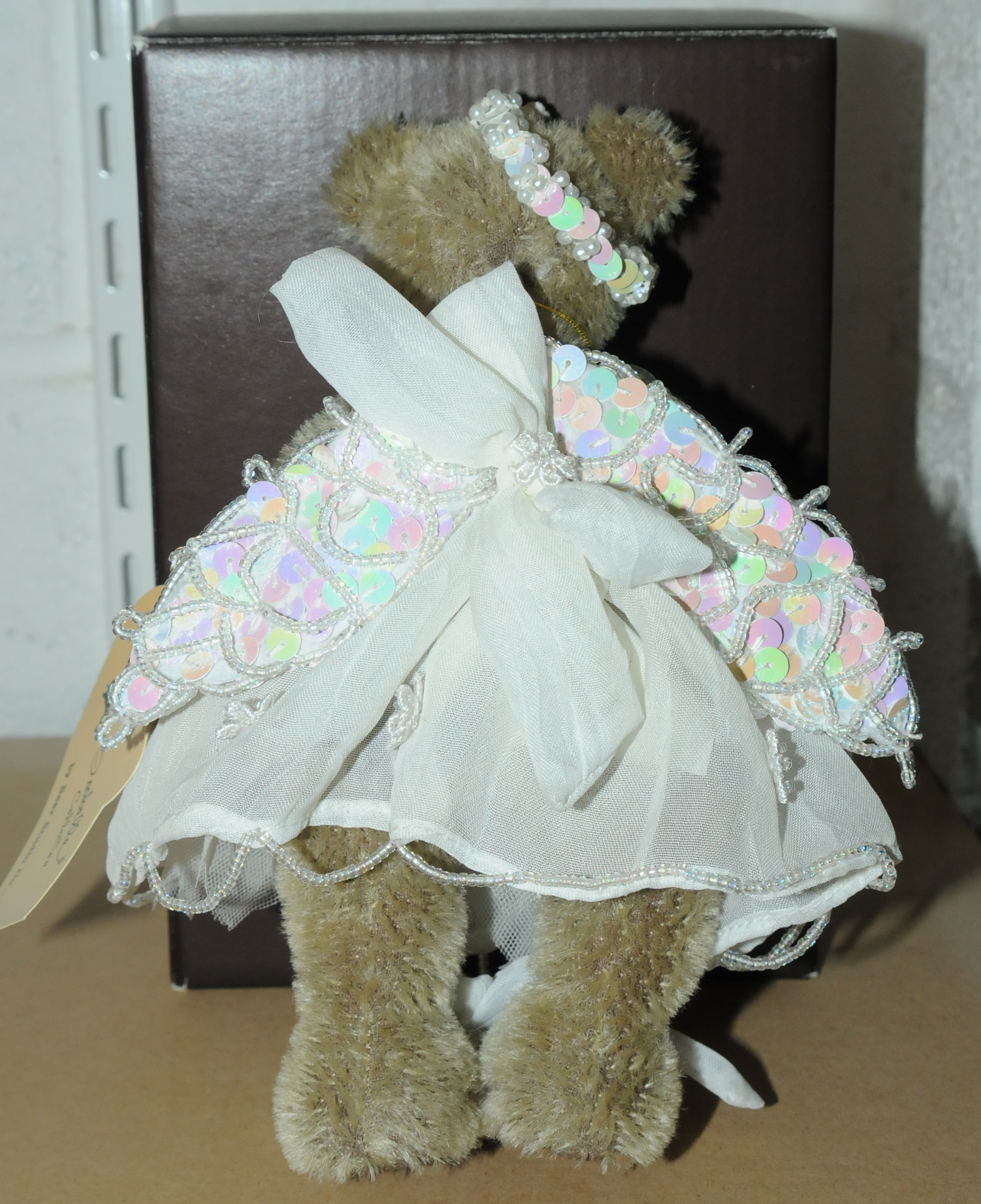 Charlie Bears Isabelle (Bear Studio) Innocence teddy bear - Image 3 of 5