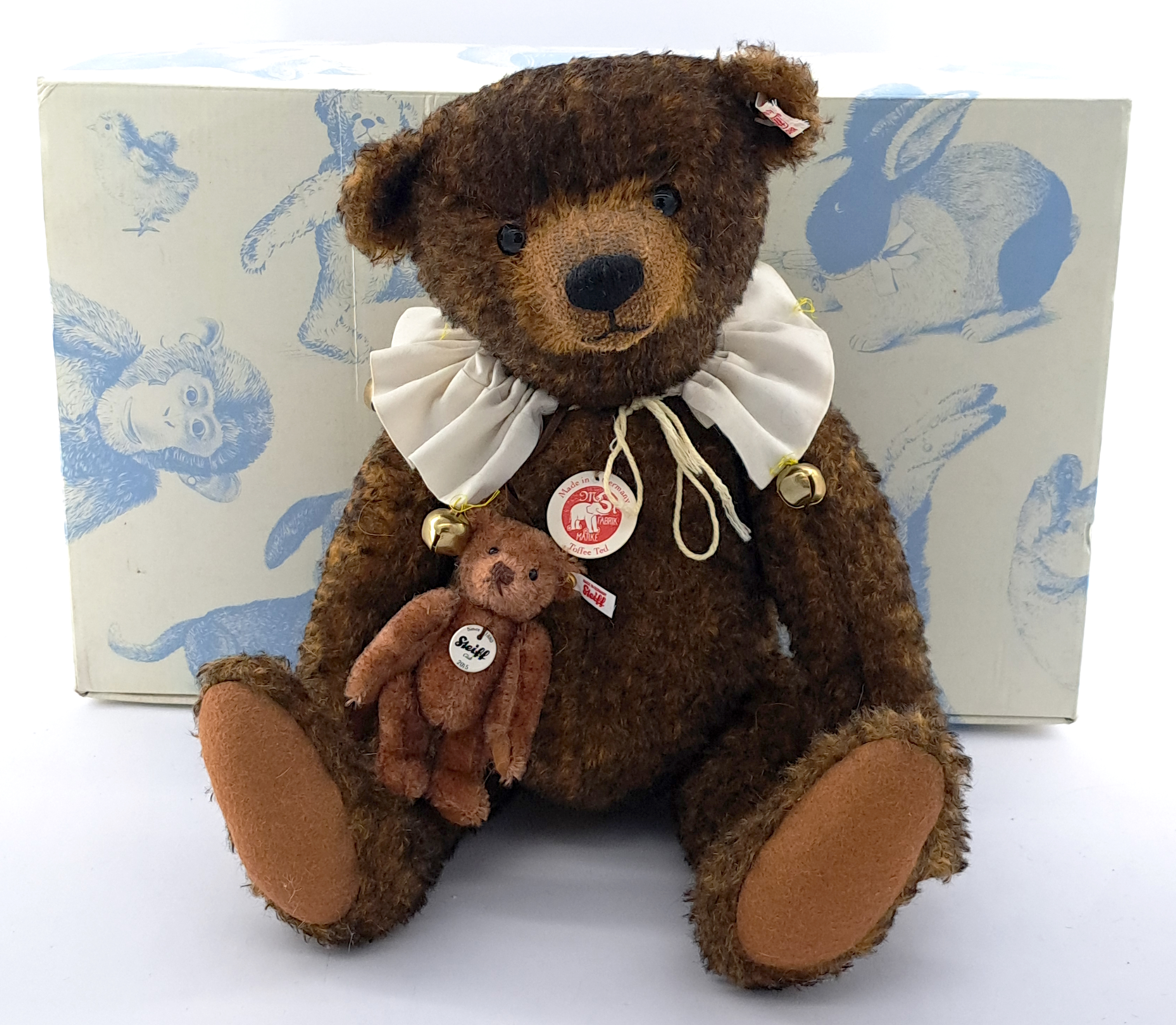 Steiff Toffee Ted teddy bear, plus Steiff Club Gift 2015 bear