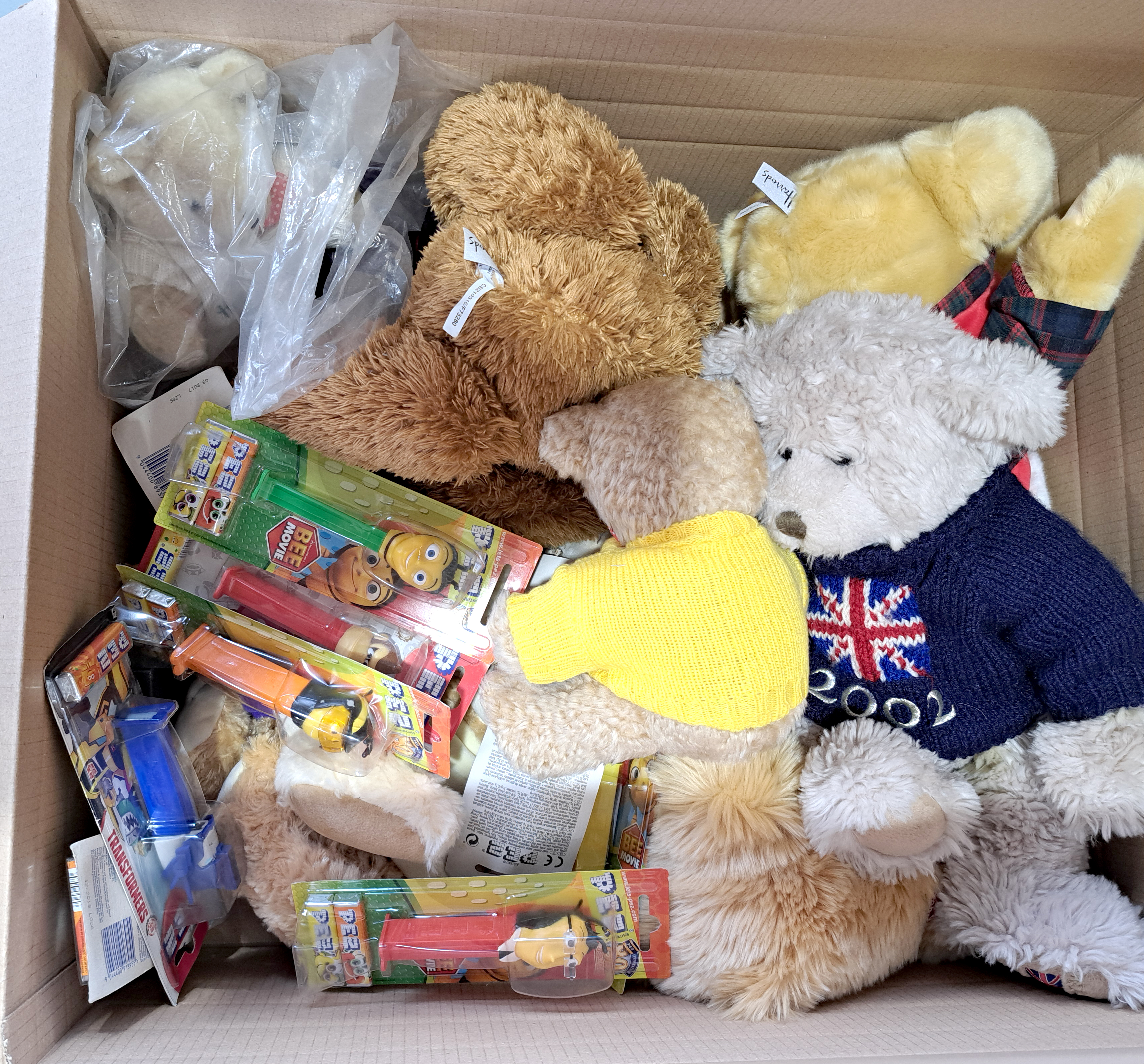 Large mixed lot including teddy bears - Image 4 of 5