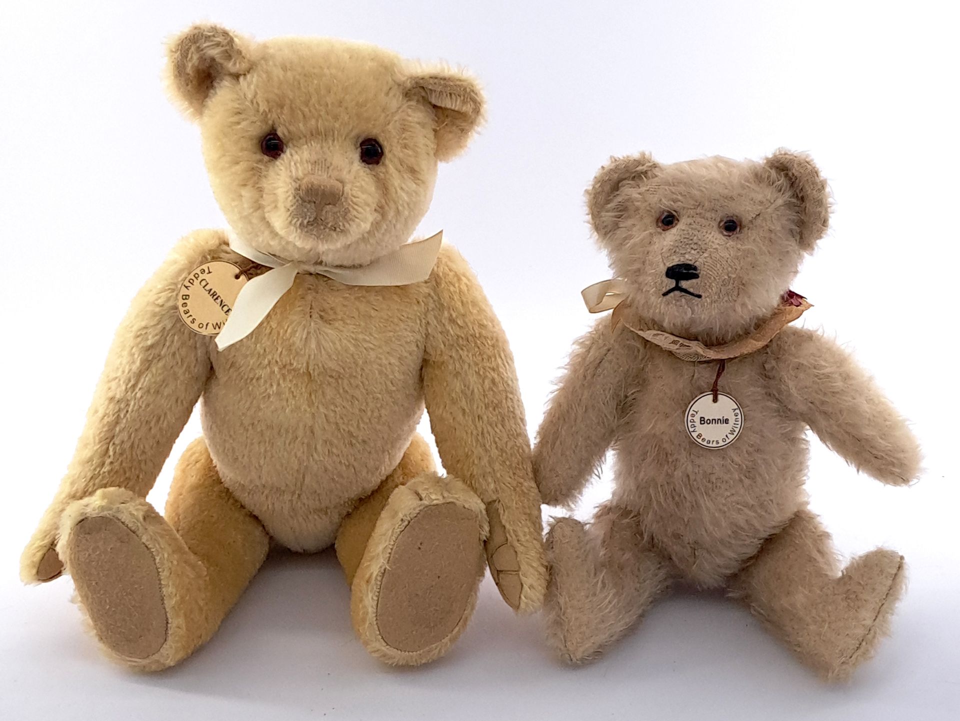 Teddy Bears of Witney pair of Old Witney Favourite teddy bears
