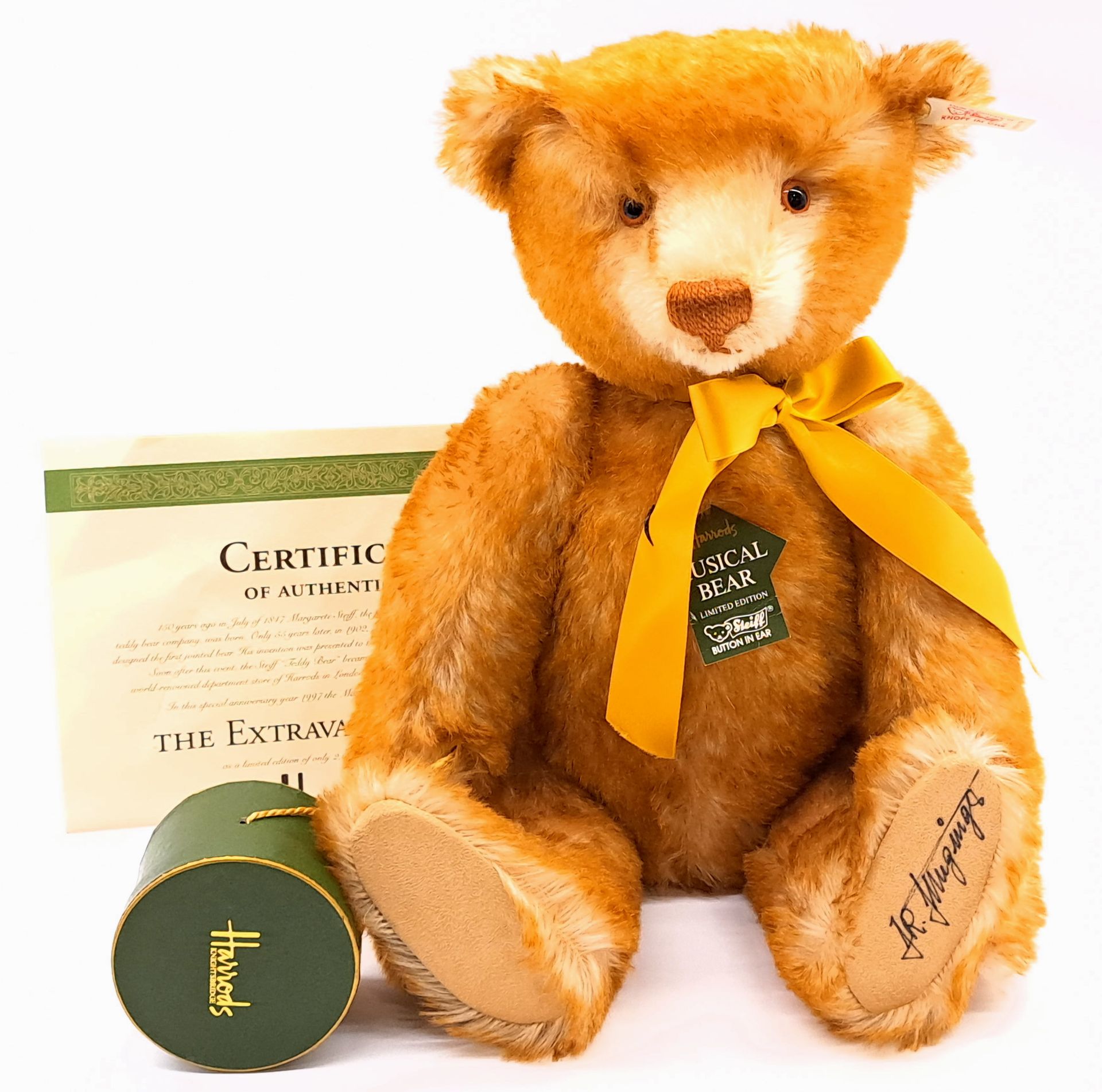 Steiff Harrods Musical Extravagance teddy bear