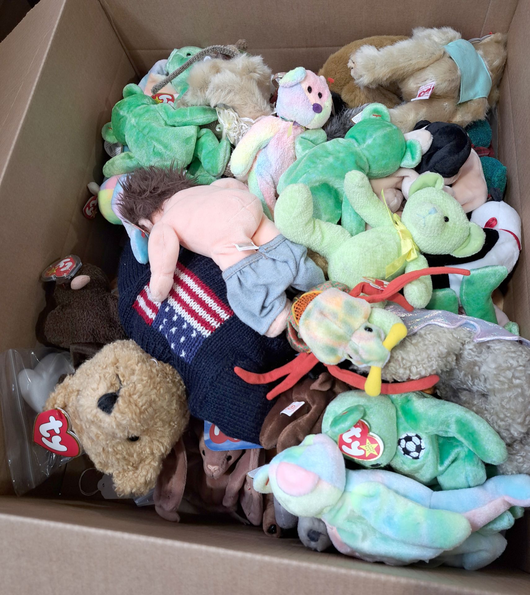 Plush toys large group - Image 2 of 5