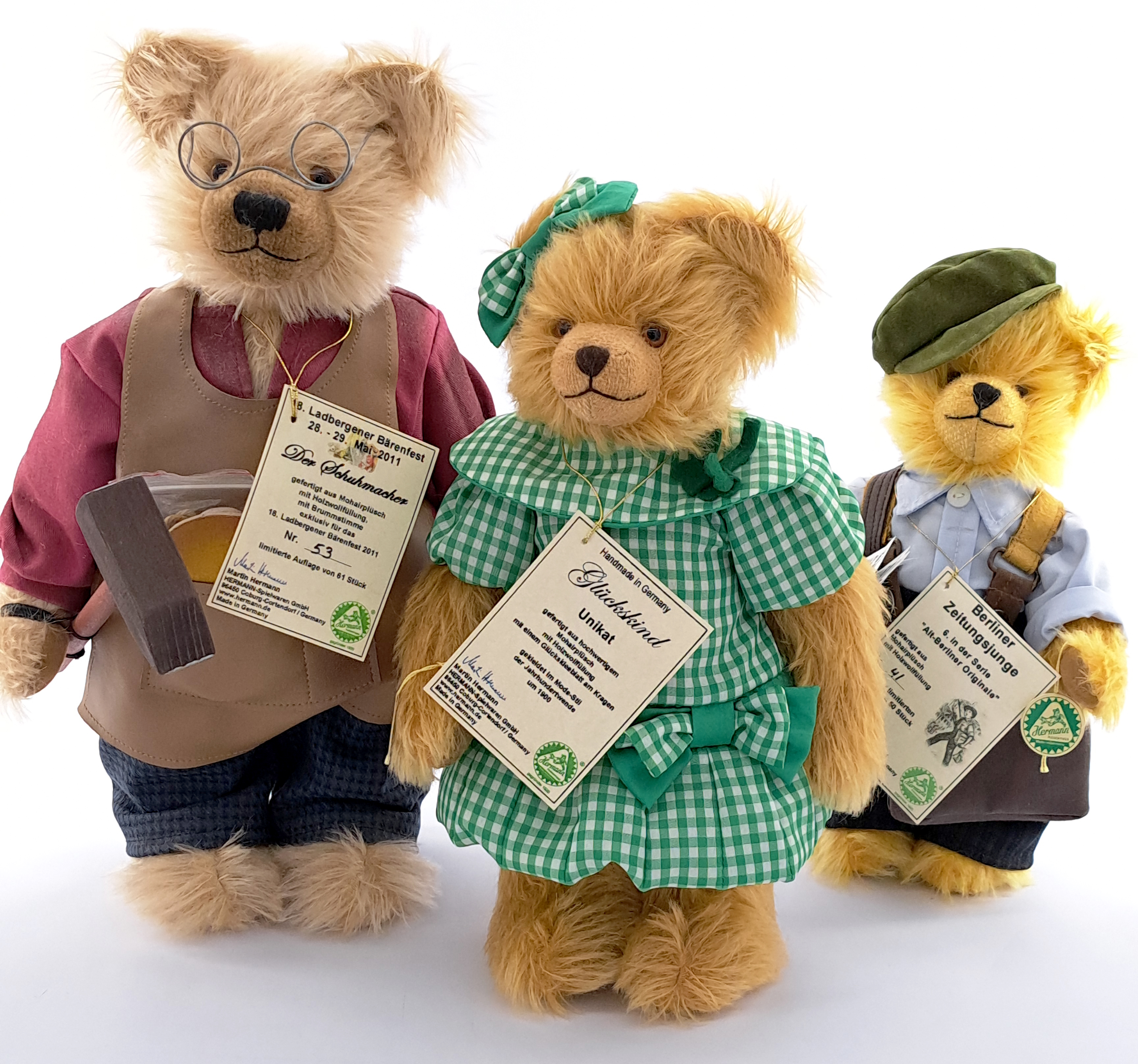 Hermann-Spielwaren trio of teddy bears